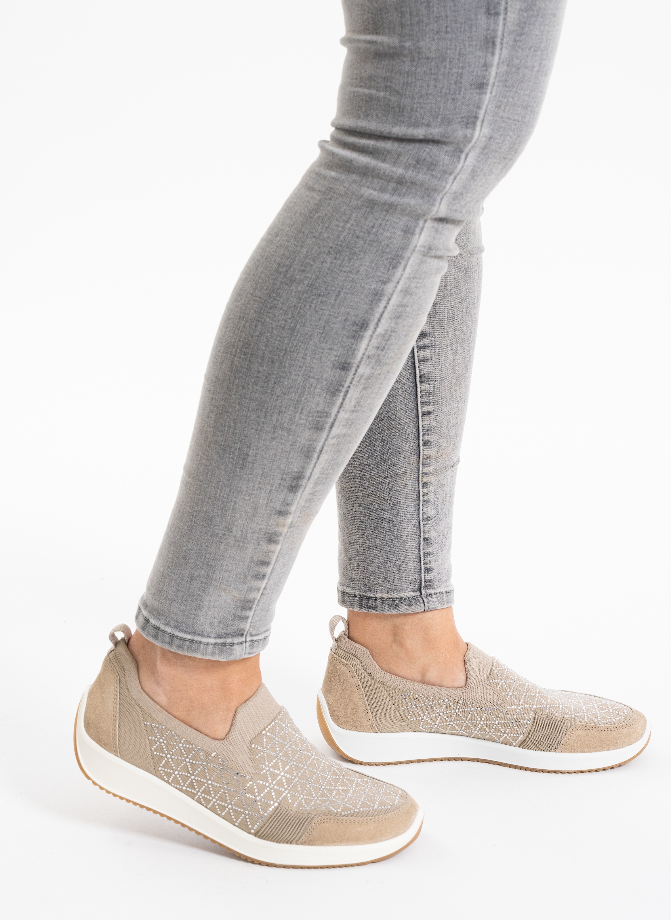 Ara Slipper »LISSABON«, Freizeitschuh, Reha Schuh mit High Soft Dämpfung, G-Weite