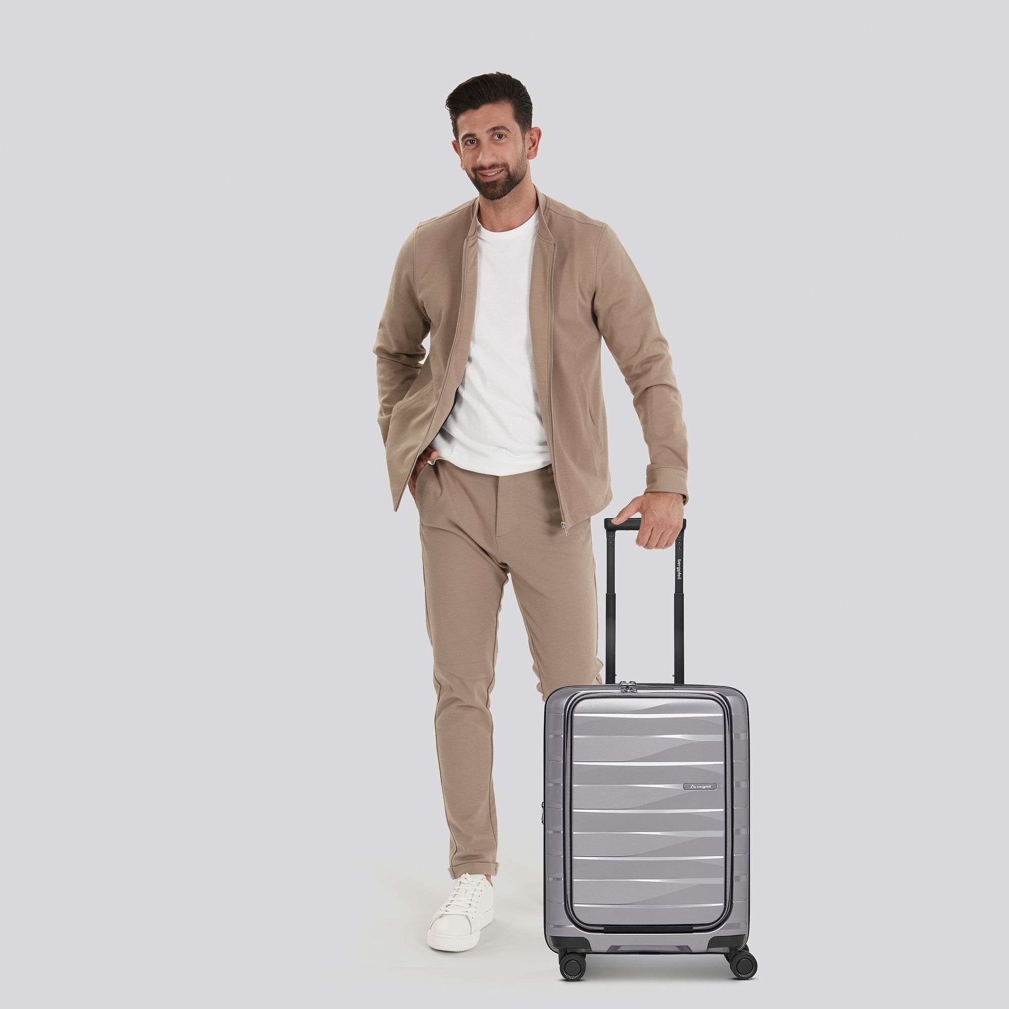 Bergpfeil Trolley »Travel 4 Rollen Kabinentrolley 55 cm Laptopfach mit Dehnfalte« 46 l