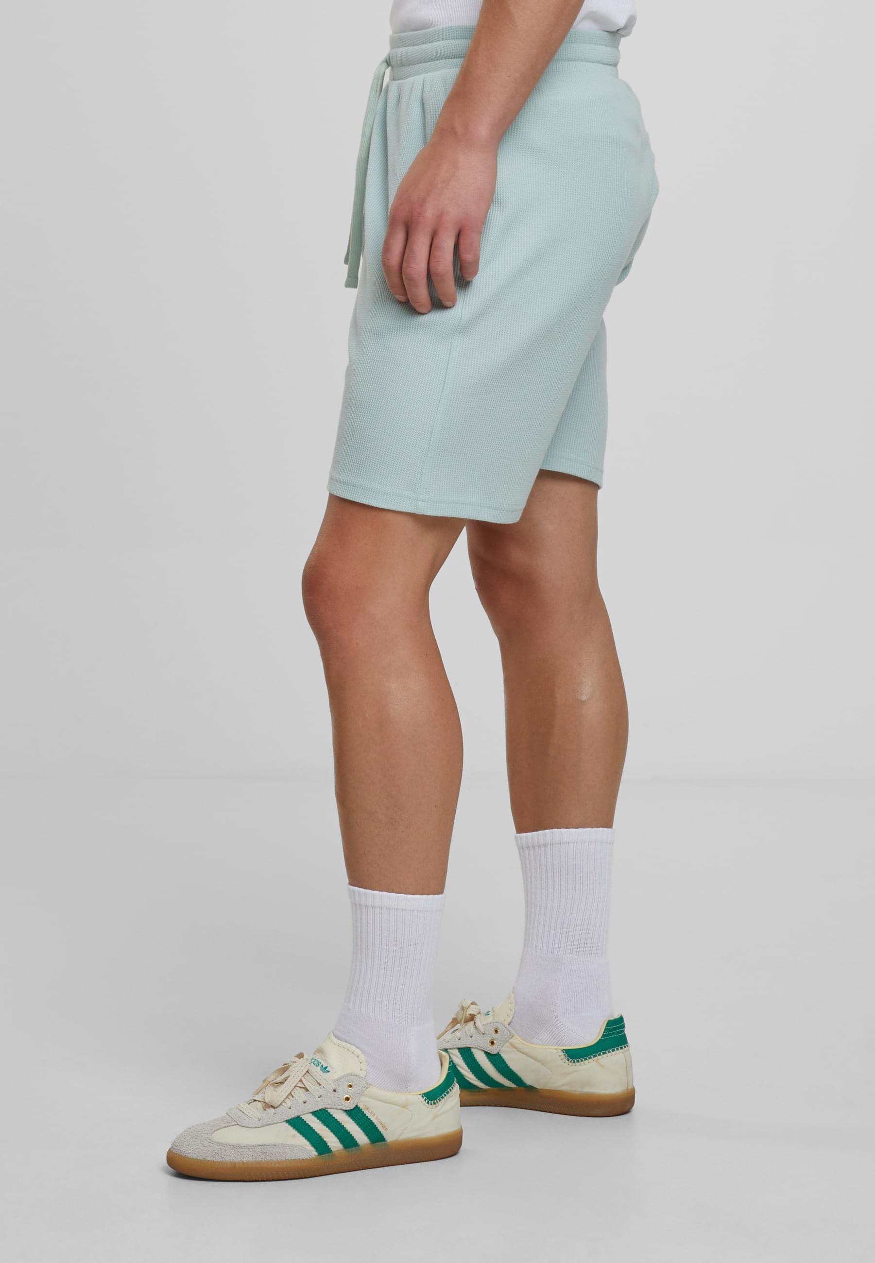 URBAN CLASSICS Sweatshorts »Urban Classics Herren Waffle Sweat Shorts«, (1 tlg.)