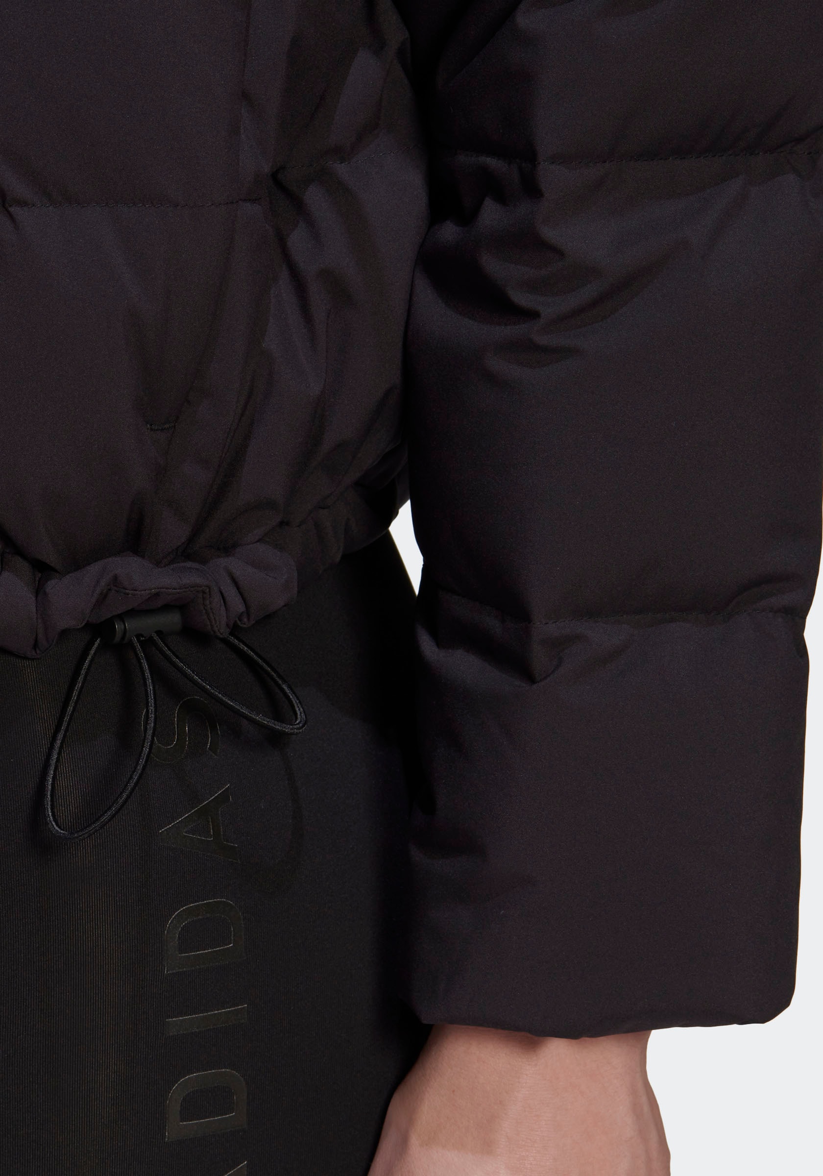 adidas Sportswear Outdoorjacke »HELIONIC RELAXED DAUNENJACKE«