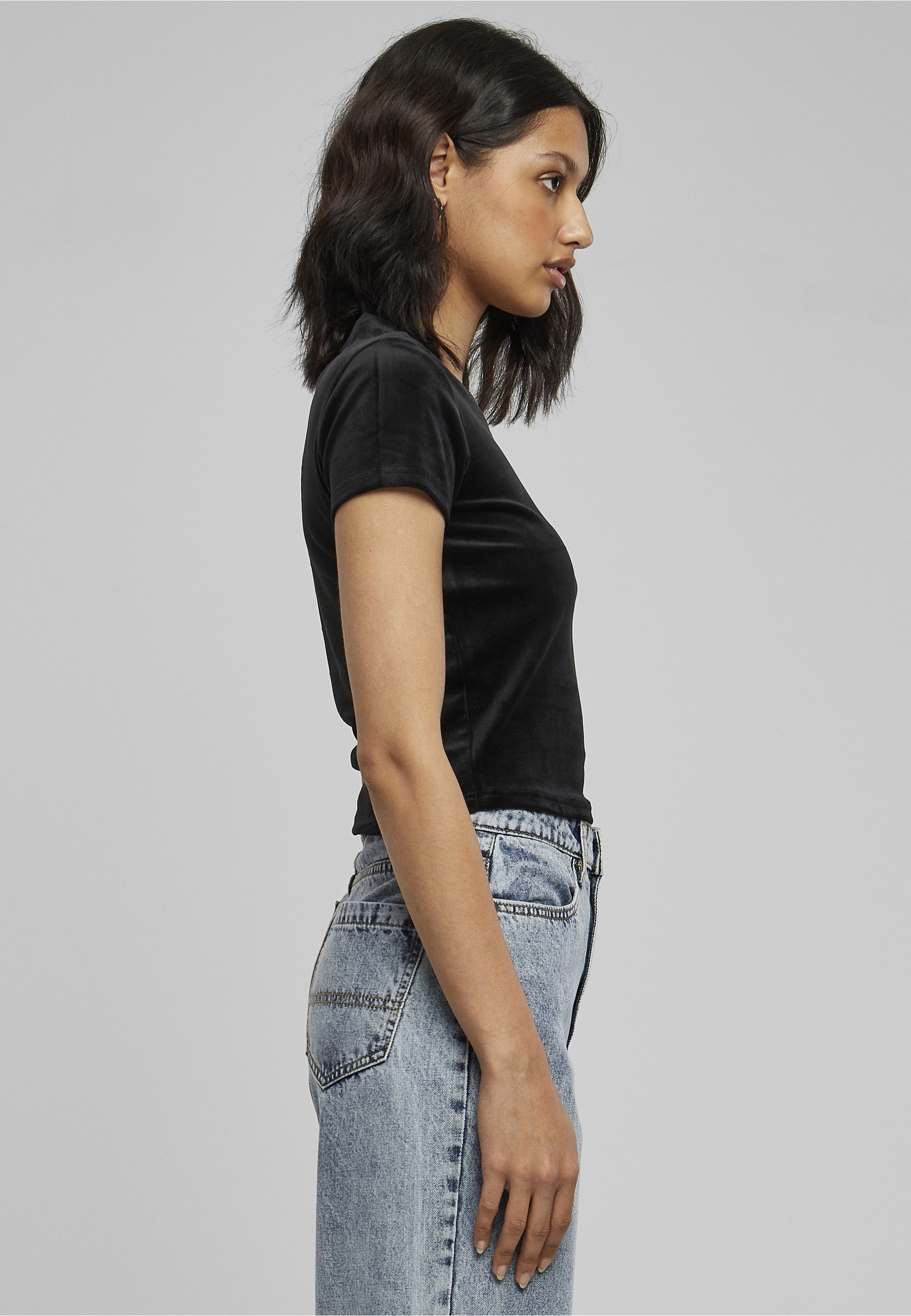 URBAN CLASSICS Kurzarmshirt »Urban Classics Damen Ladies Short Velvet Tee« 1 Stk.