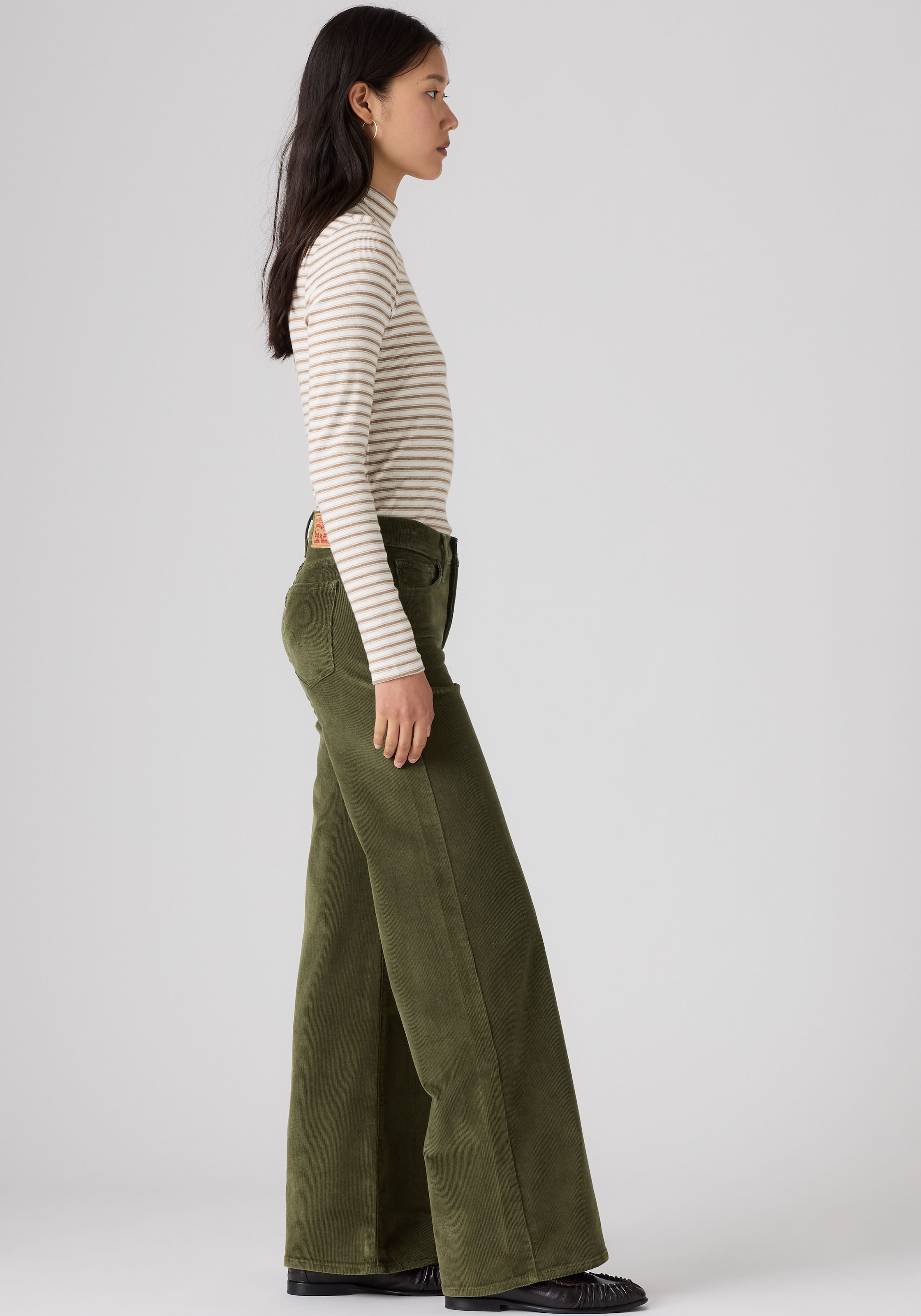 Levi's® »318 SHAPING WIDE LEG«  mit weitem Bein - Wide Leg