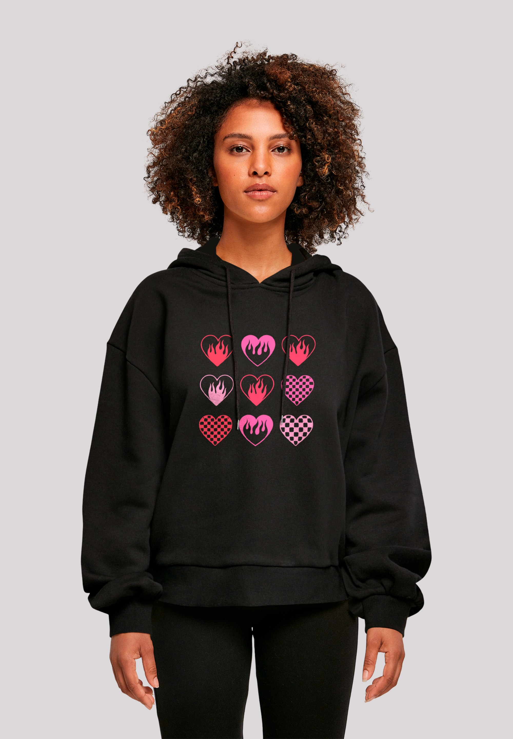 F4NT4STIC Sweatshirt "Internationaler Frauentag: Herzen in Flammen", Premiu günstig online kaufen