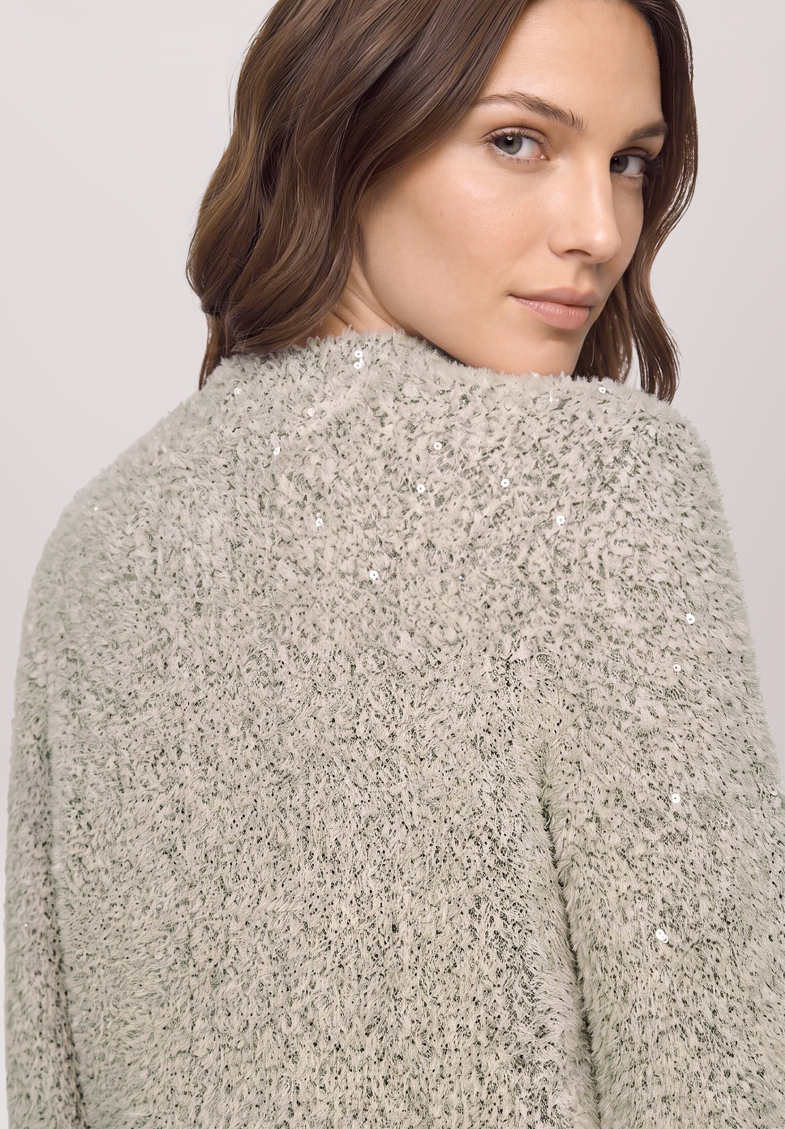 Betty Barclay Strickjacke »Damen mit Applikation« 1