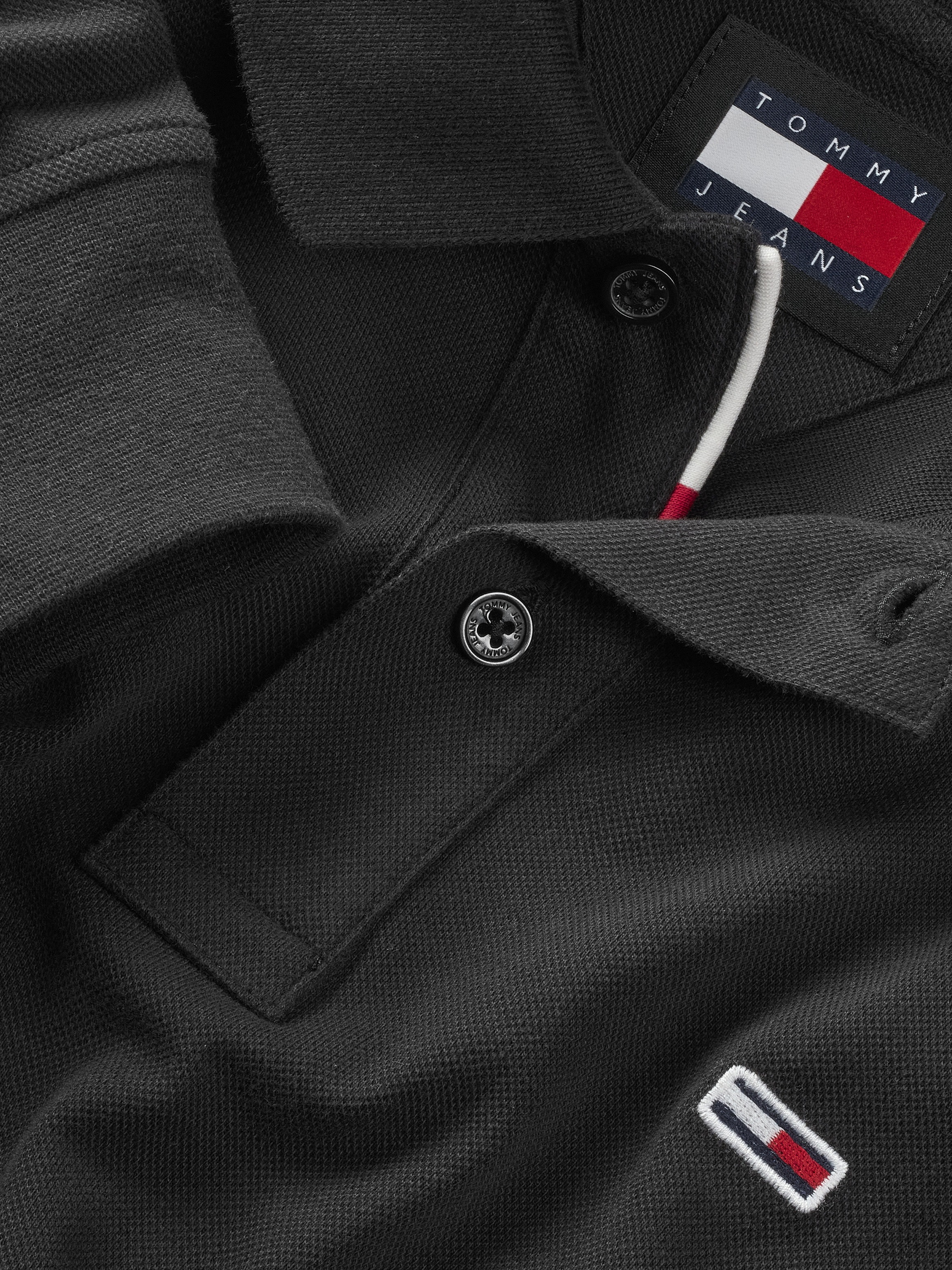 Tommy Jeans Poloshirt »TJM SLIM PLACKET POLO LS EXT«, mit Logostickerei