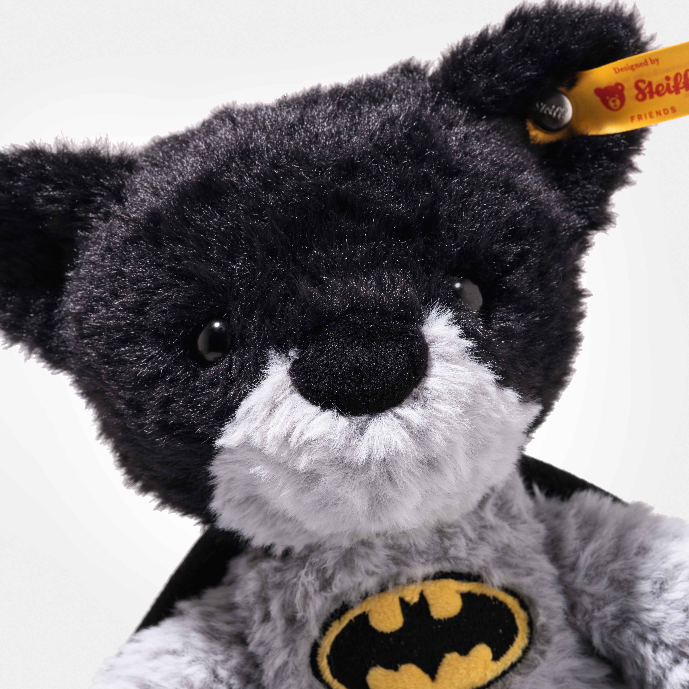 Steiff Kuscheltier »Teddybär Batman, 29 cm«
