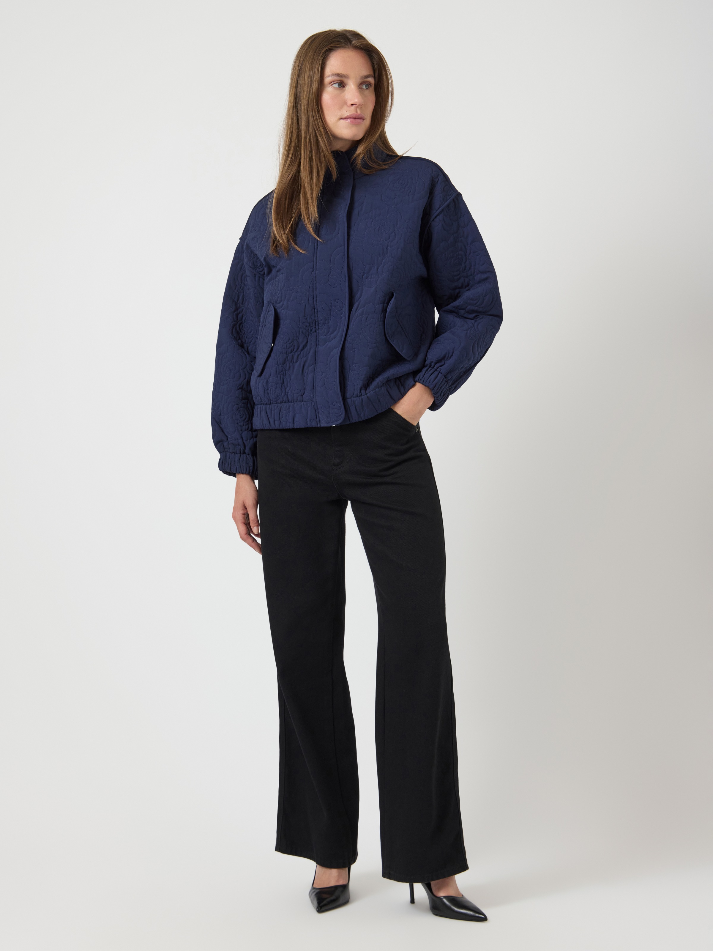 Thumbnail - Y.A.S Blouson "YASFIPURA LS QUILTED JACKET S. NOOS" ohne Kapuze