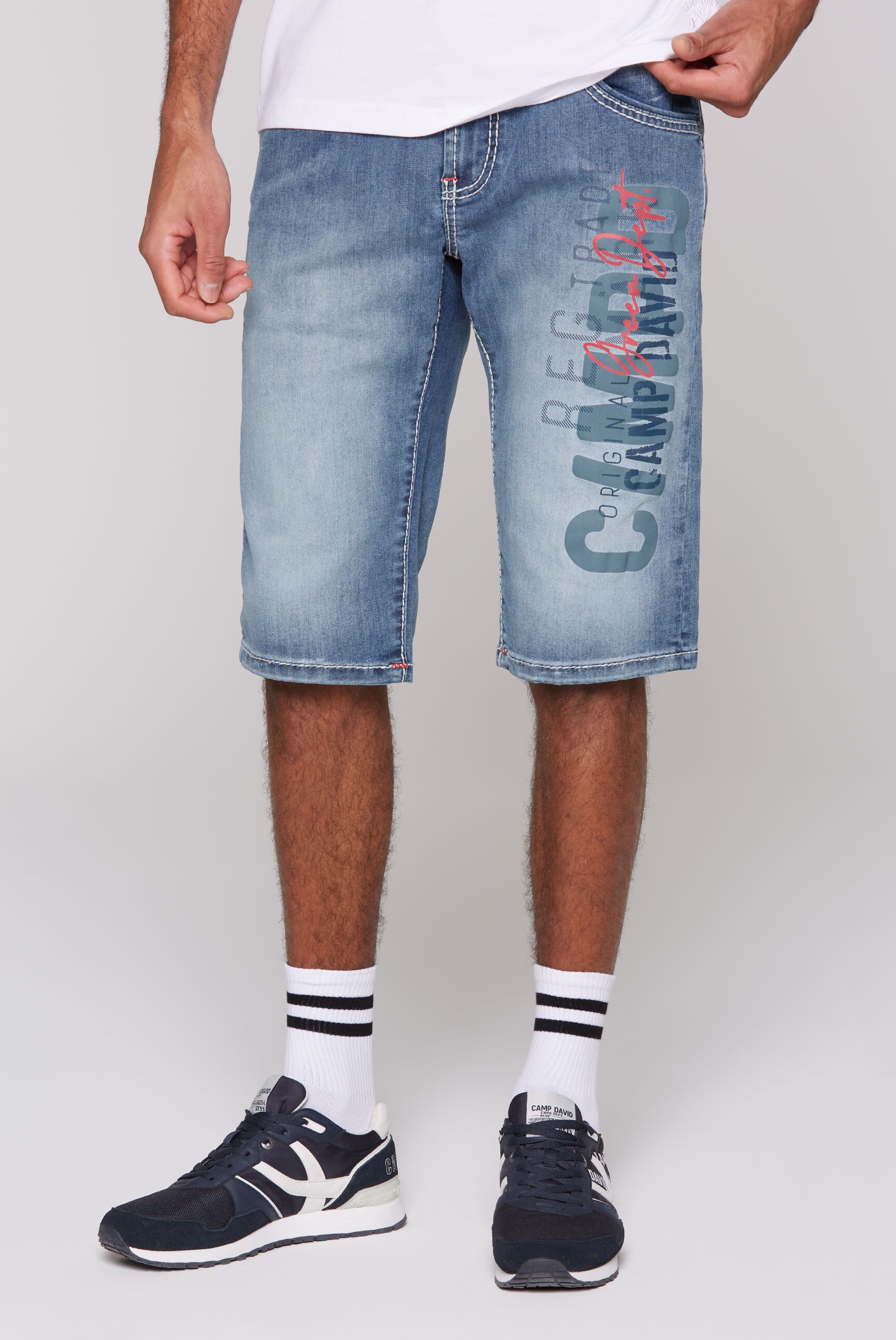 CAMP DAVID Jeansshorts, mit Turn-Up Saum