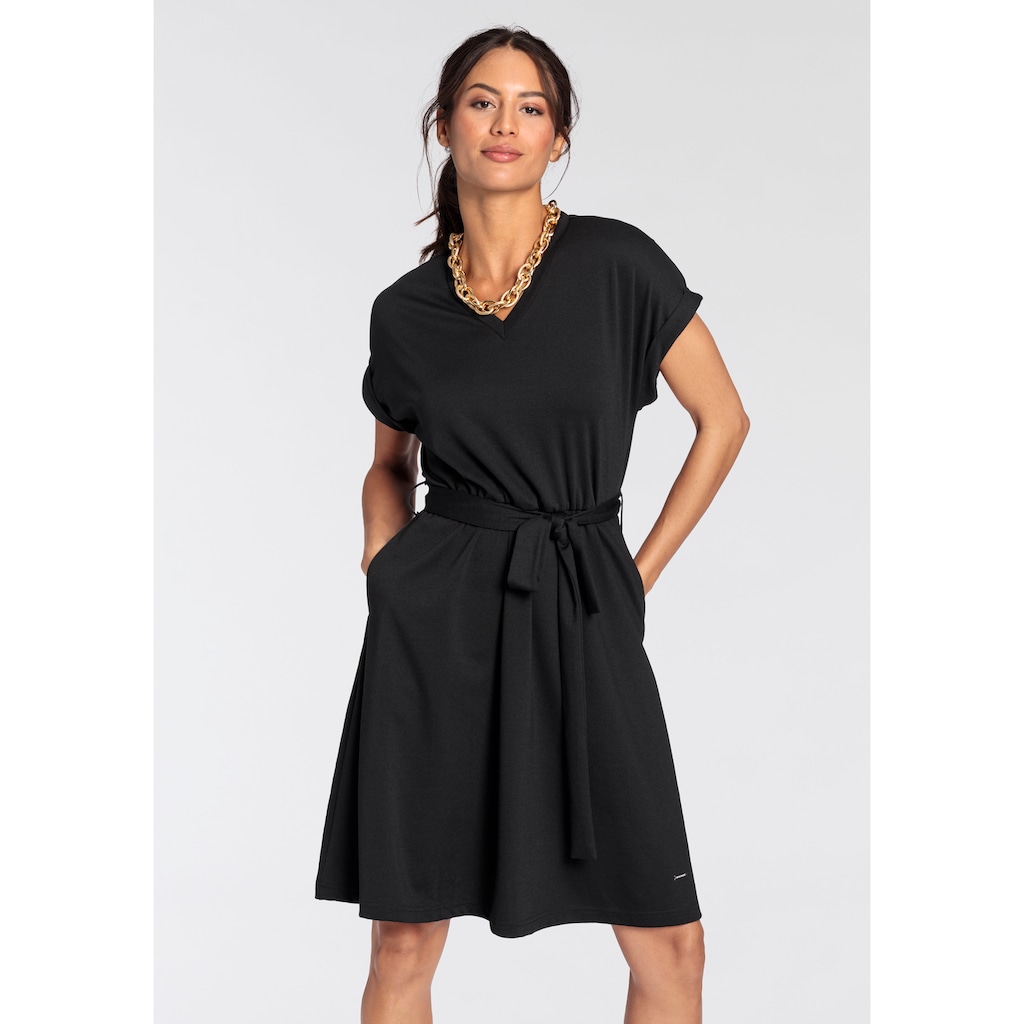 Bruno Banani Jerseykleid, geschnürter Rücken