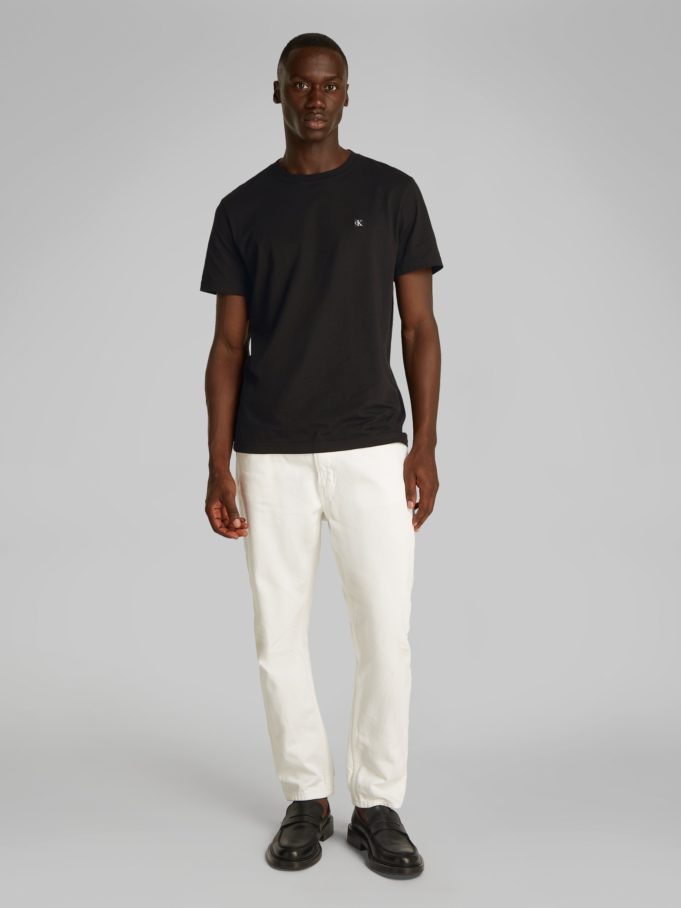 Calvin Klein Jeans T-Shirt »CK EMBRO BADGE TEE«, mit Logopatch