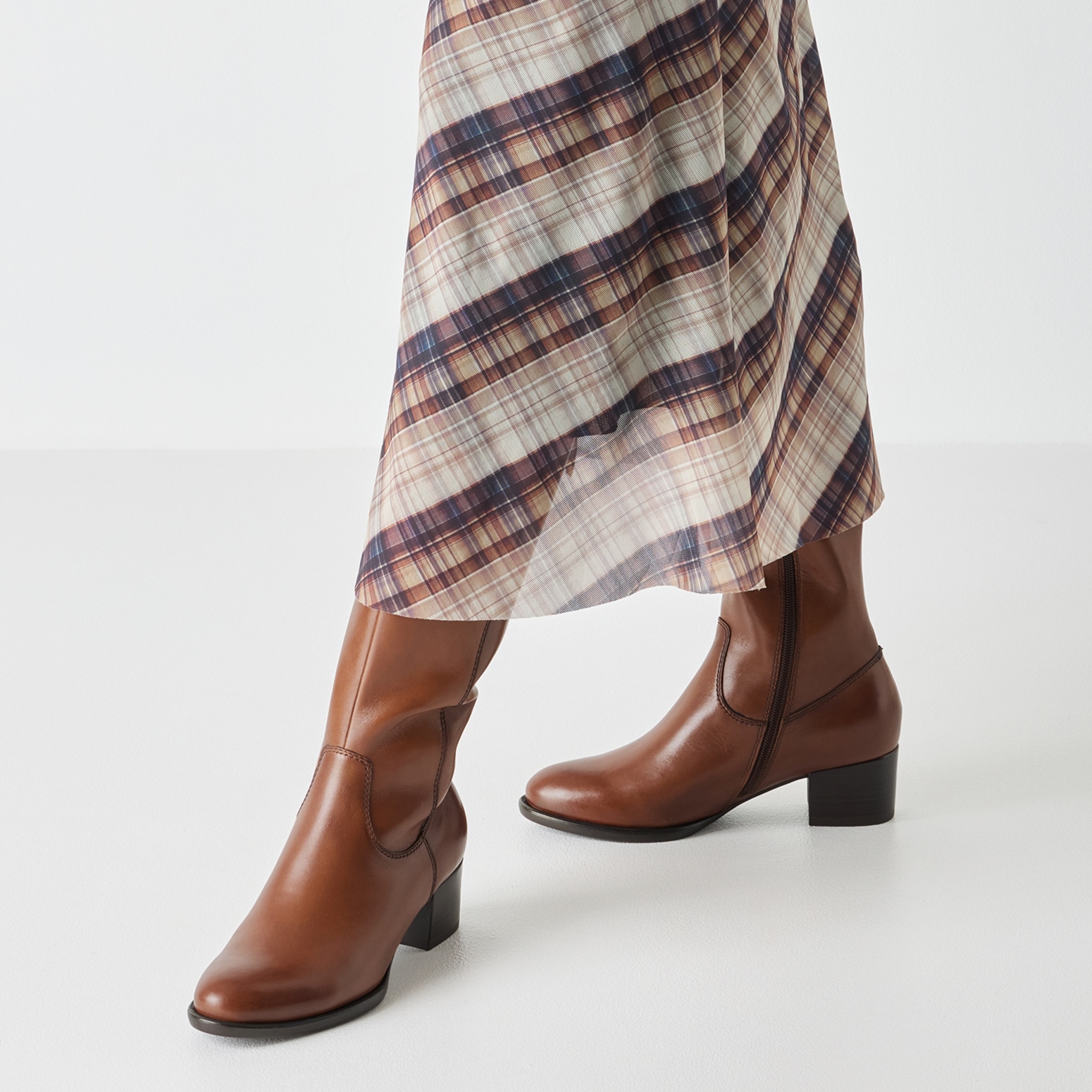 Tamaris Stiefel  , Blockabsatz, Langschaftstiefel mit Innenreißverschluss