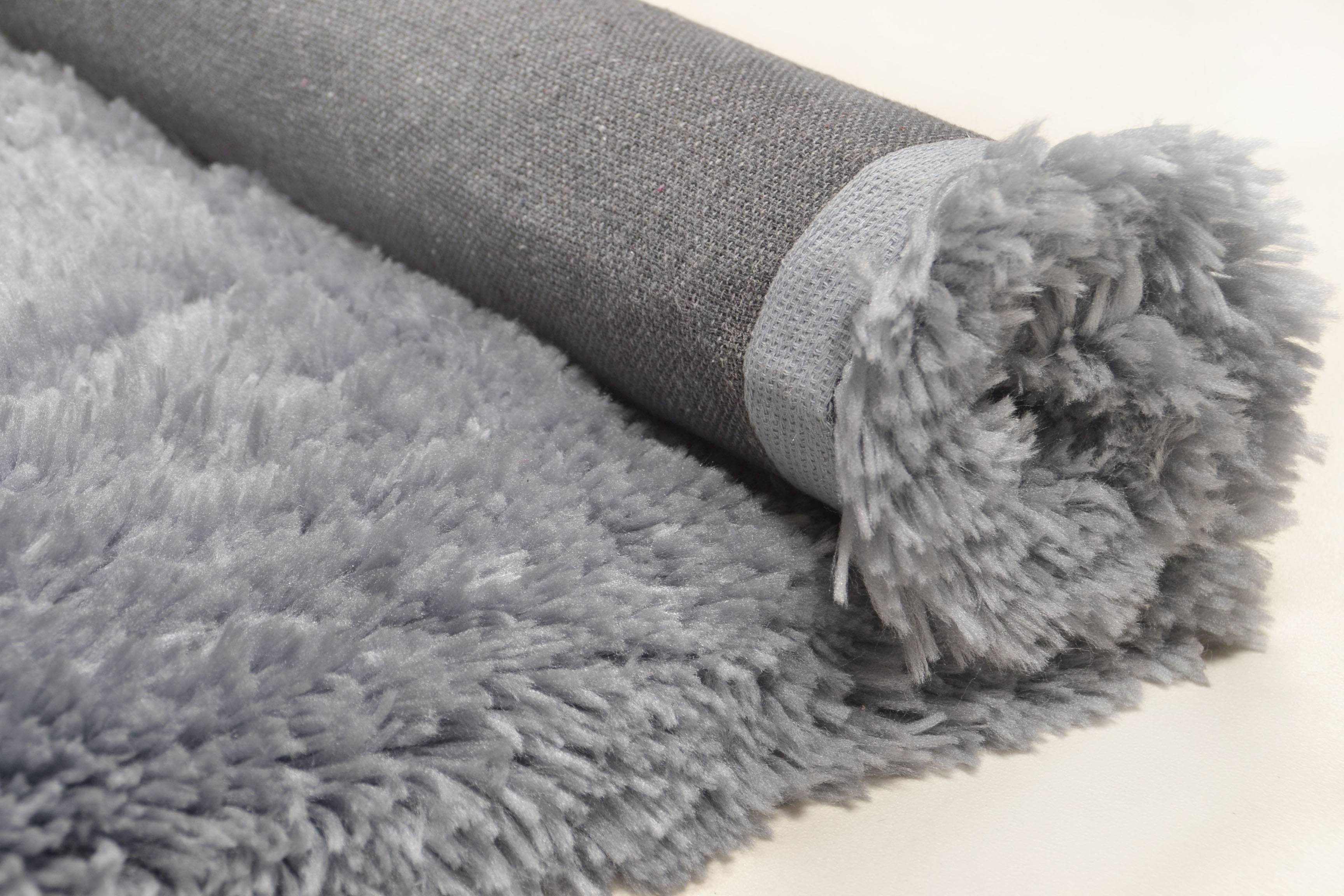 Thumbnail - THEKO Hochflor-Teppich "Flokato" rechteckig 60 mm Höhe Uni Farben, handgetuftet, flauschig weich, Wohnzimmer