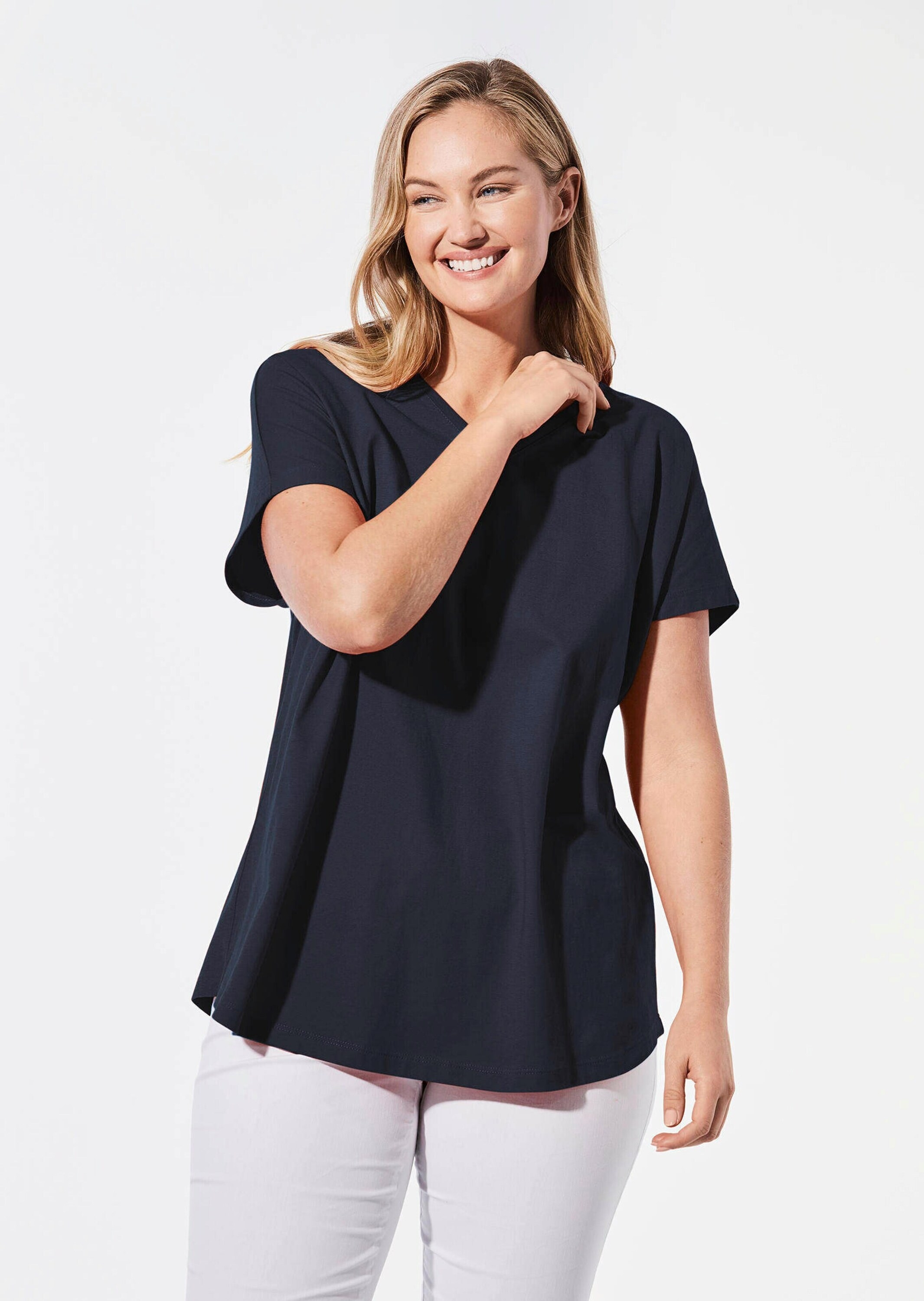 GOLDNER Kurzarmshirt »Shirt mit V-Ausschnitt«