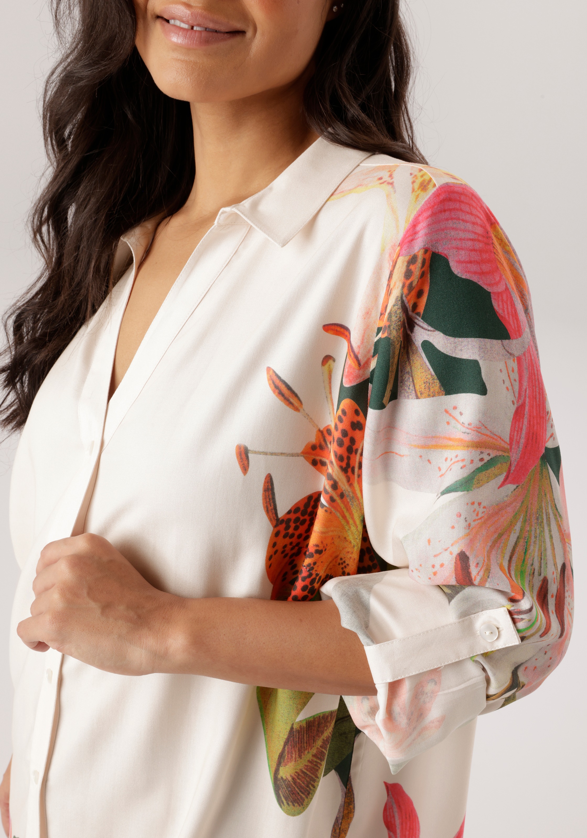 Thumbnail - Aniston PLUS Hemdbluse aus weich fallender Viskose - NEUE KOLLEKTION