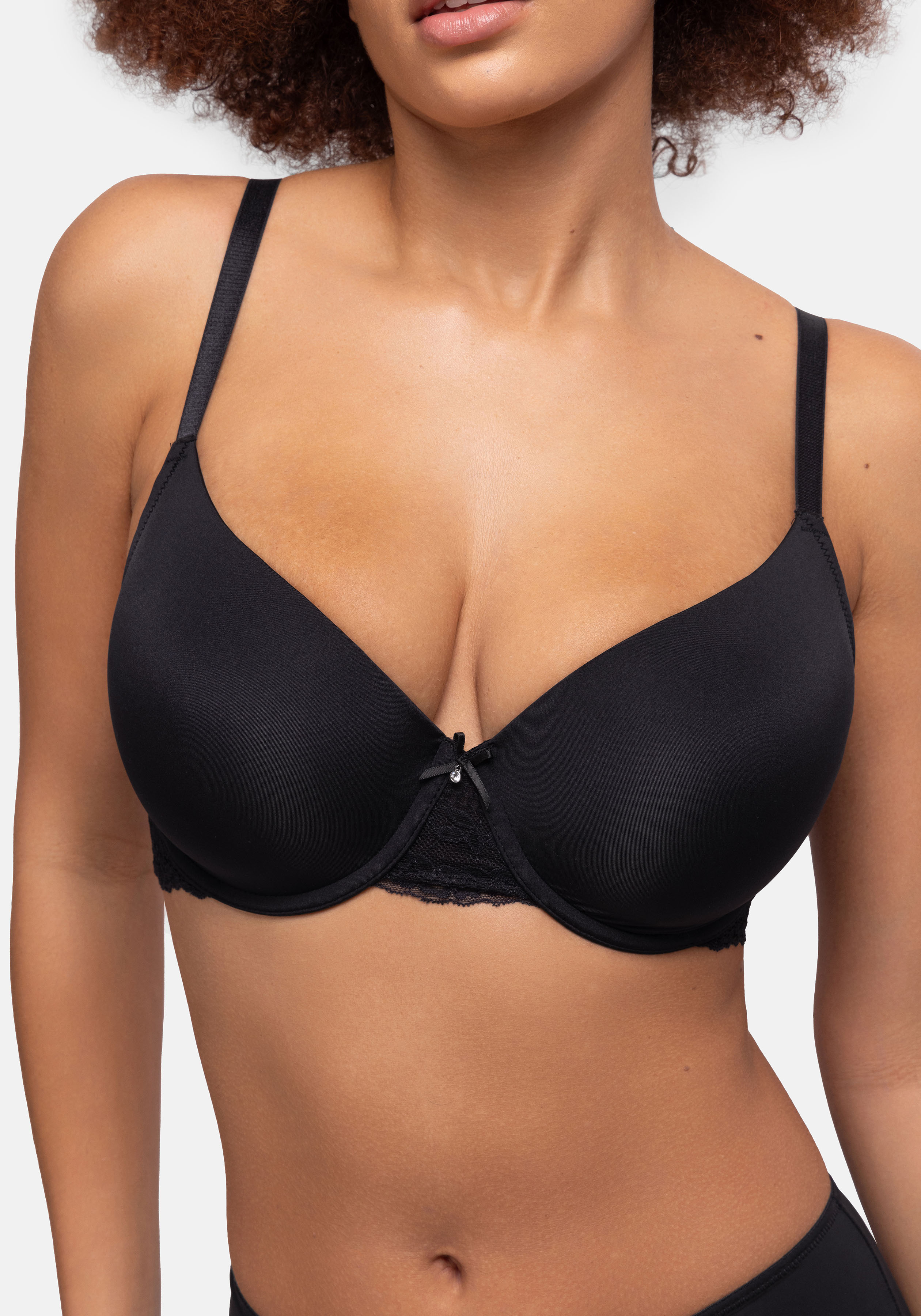 Thumbnail - Dorina Bügel-BH "ADELE", Curves mit vorgeformten Körbchen