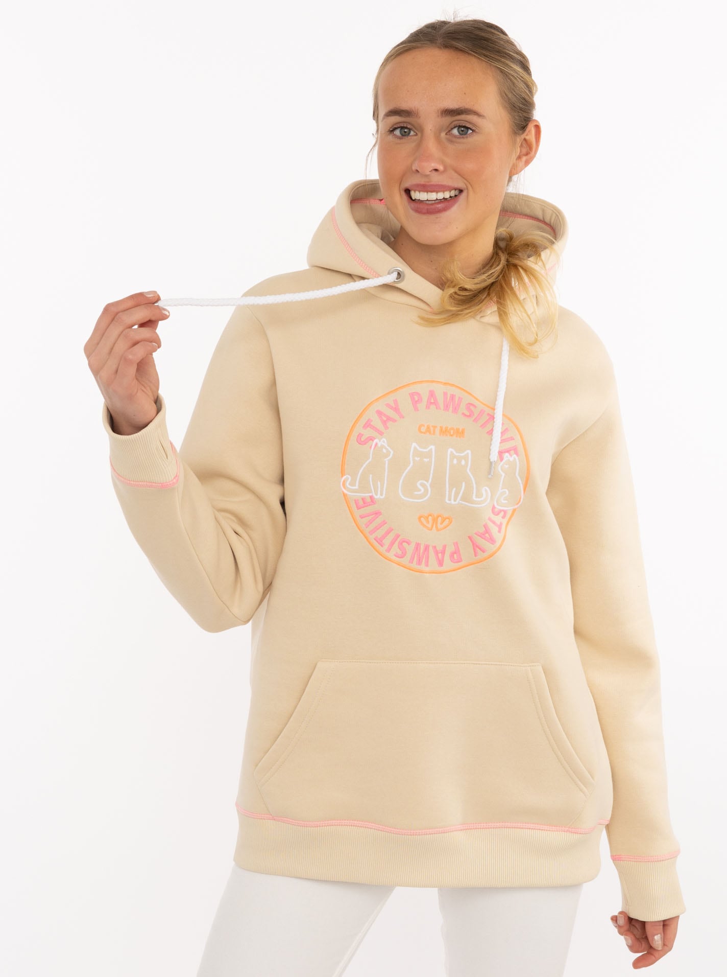 Zwillingsherz Hoodie ""Cat Mom"", mit aufgesticktem Katzenmotiv und Kontras günstig online kaufen