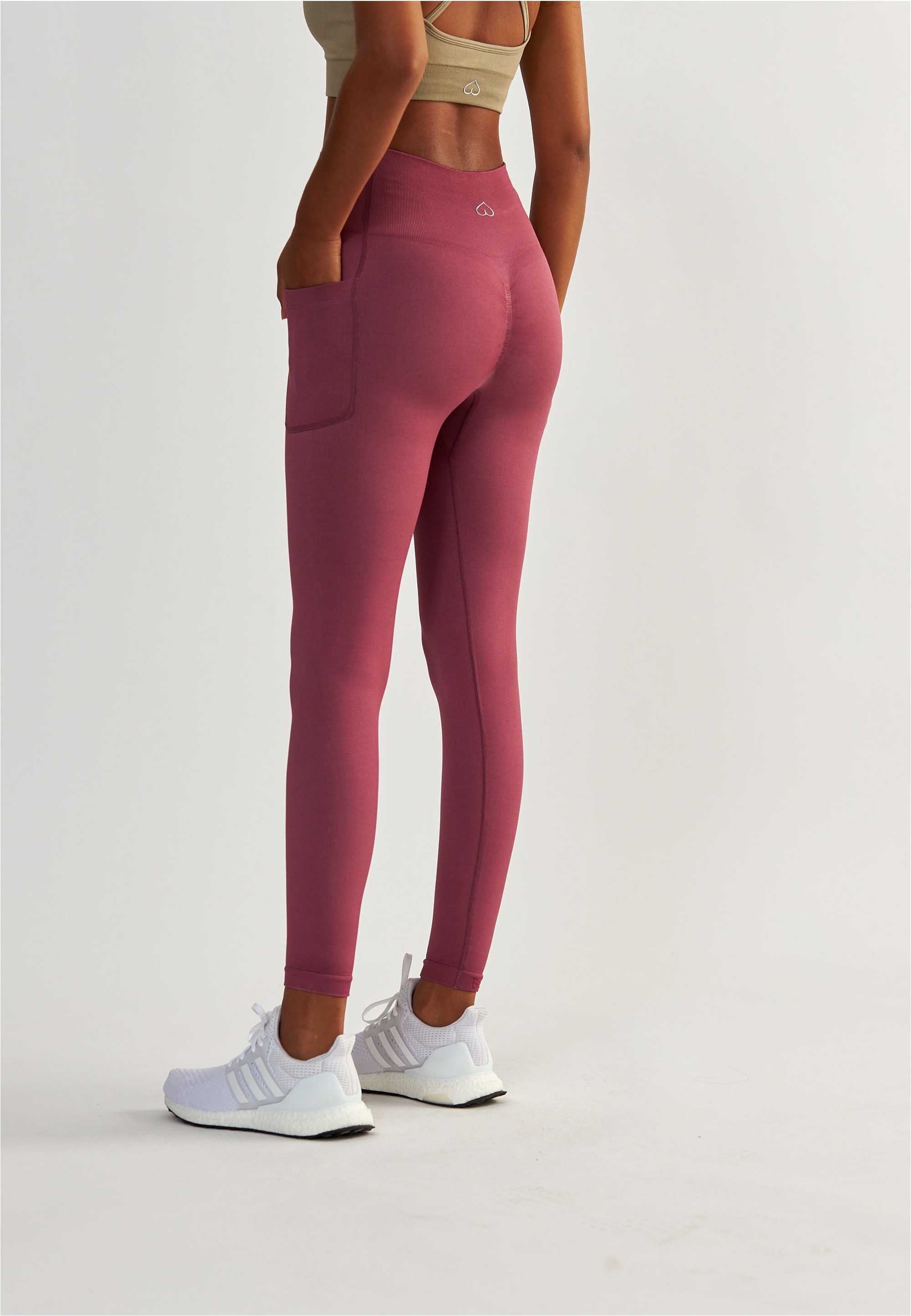 BeShaped Sporthose »Lift Me Up«, (1 tlg.), mit atmungsaktiver Eigenschaft
