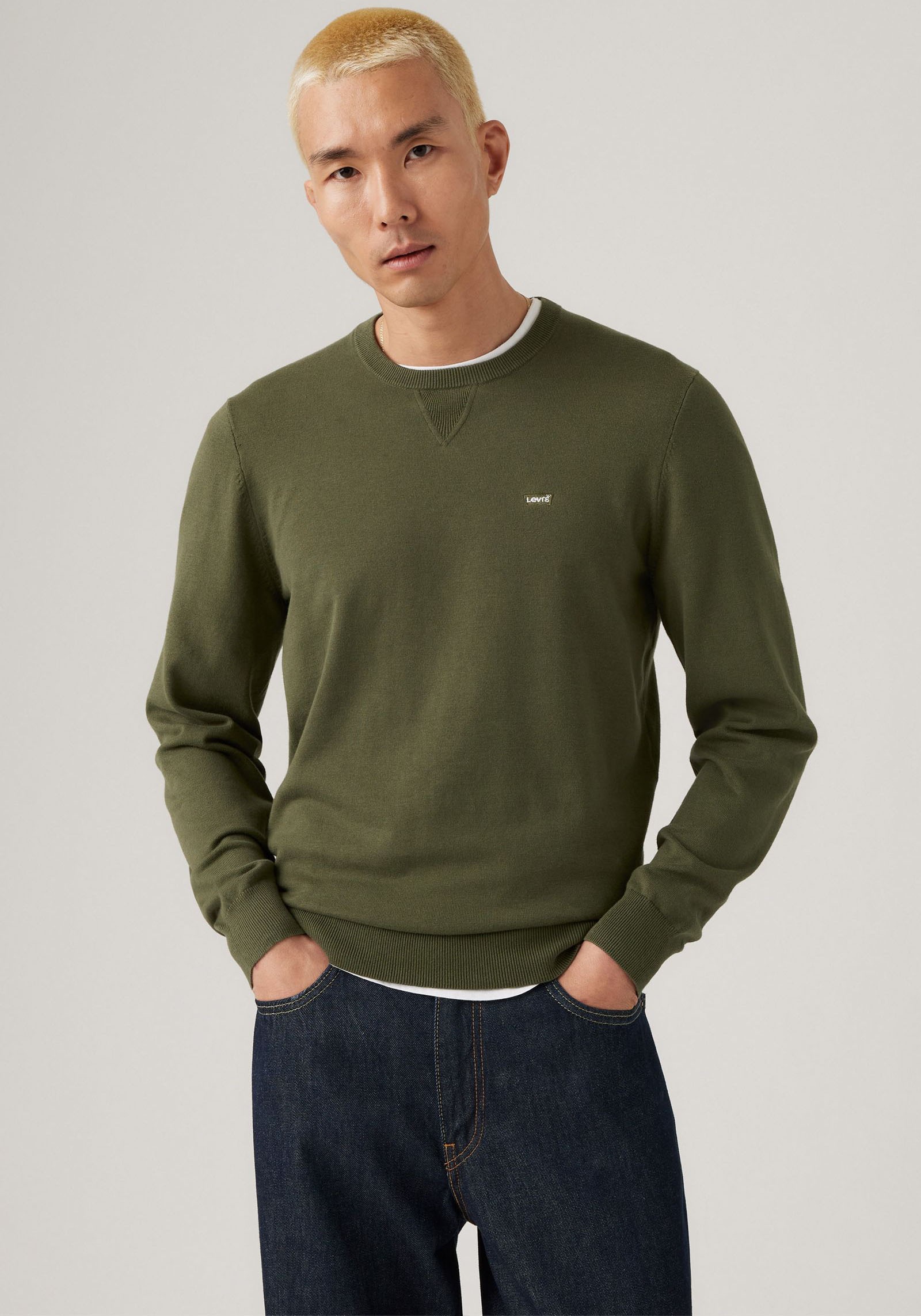 Levis Rundhalspullover "LIGHTWEIGHT HM SWEATER" Feingerippte Abschlüsse günstig online kaufen