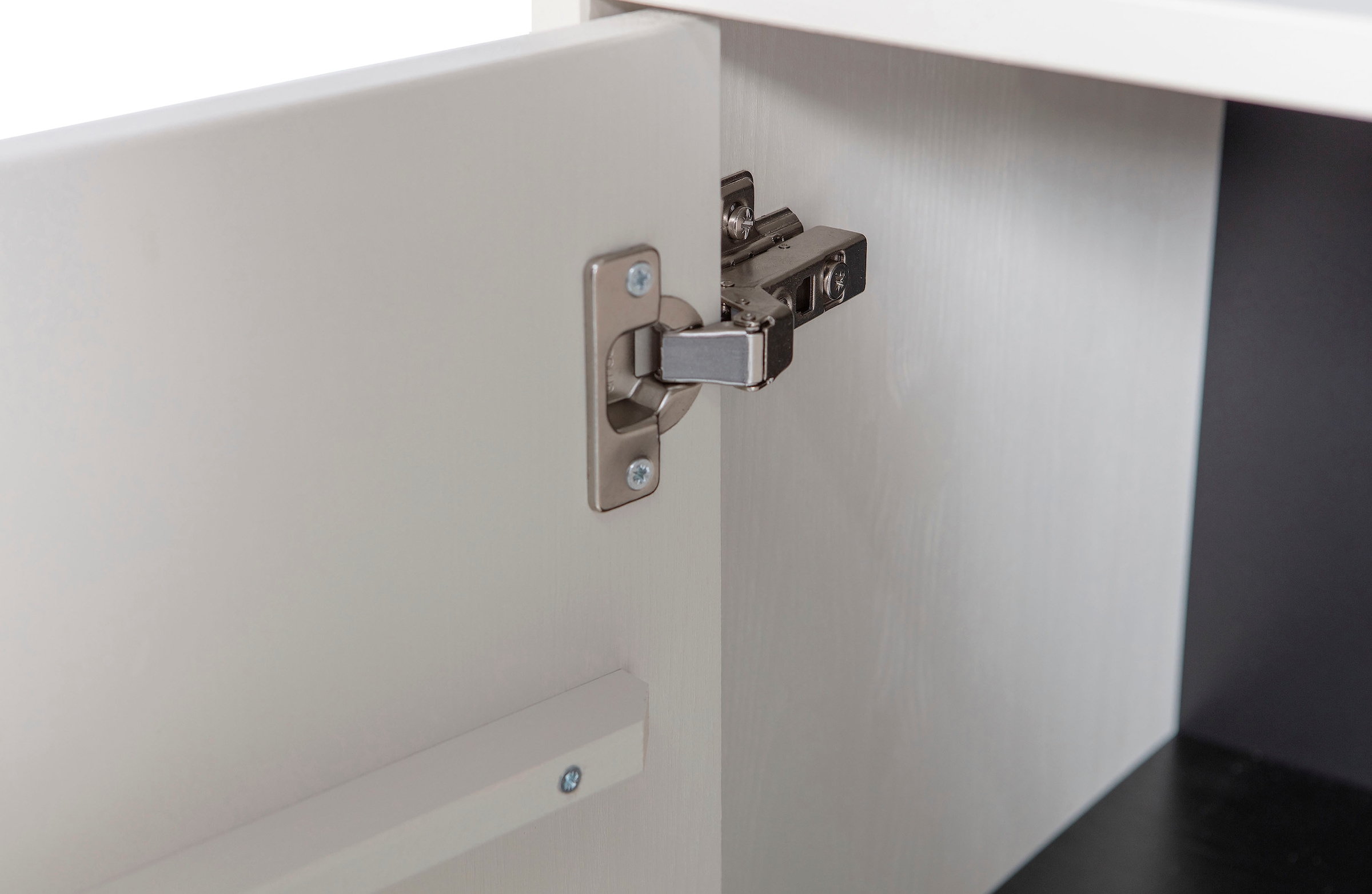 WOOOD Vitrine »Basic«, mit zwei Türen, H 230 cm x B 52,5 cm