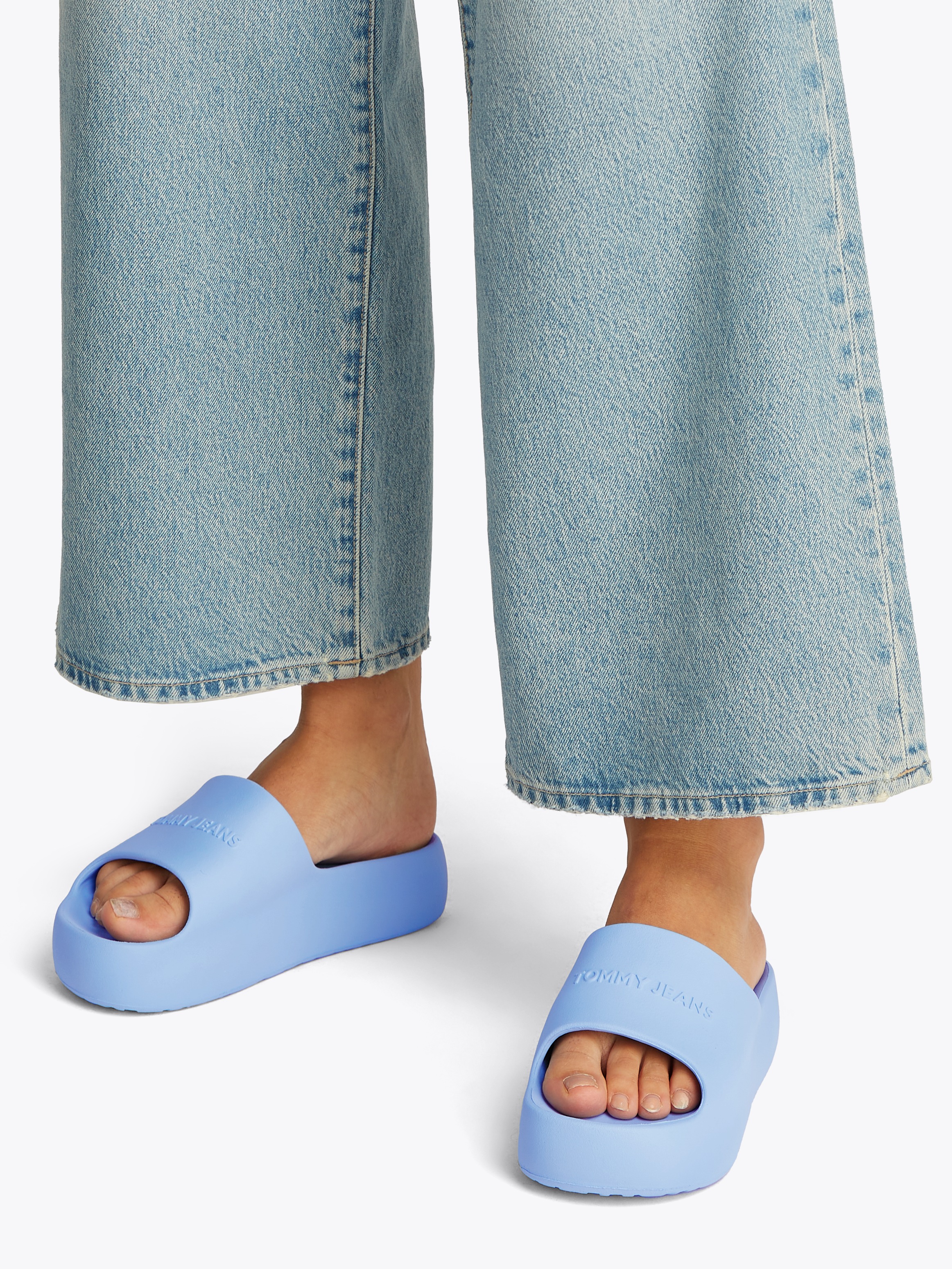Tommy Jeans Pantolette "TJW CHUNKY POOL SLIDE ESS", Plateau, Sommerschuh, S günstig online kaufen