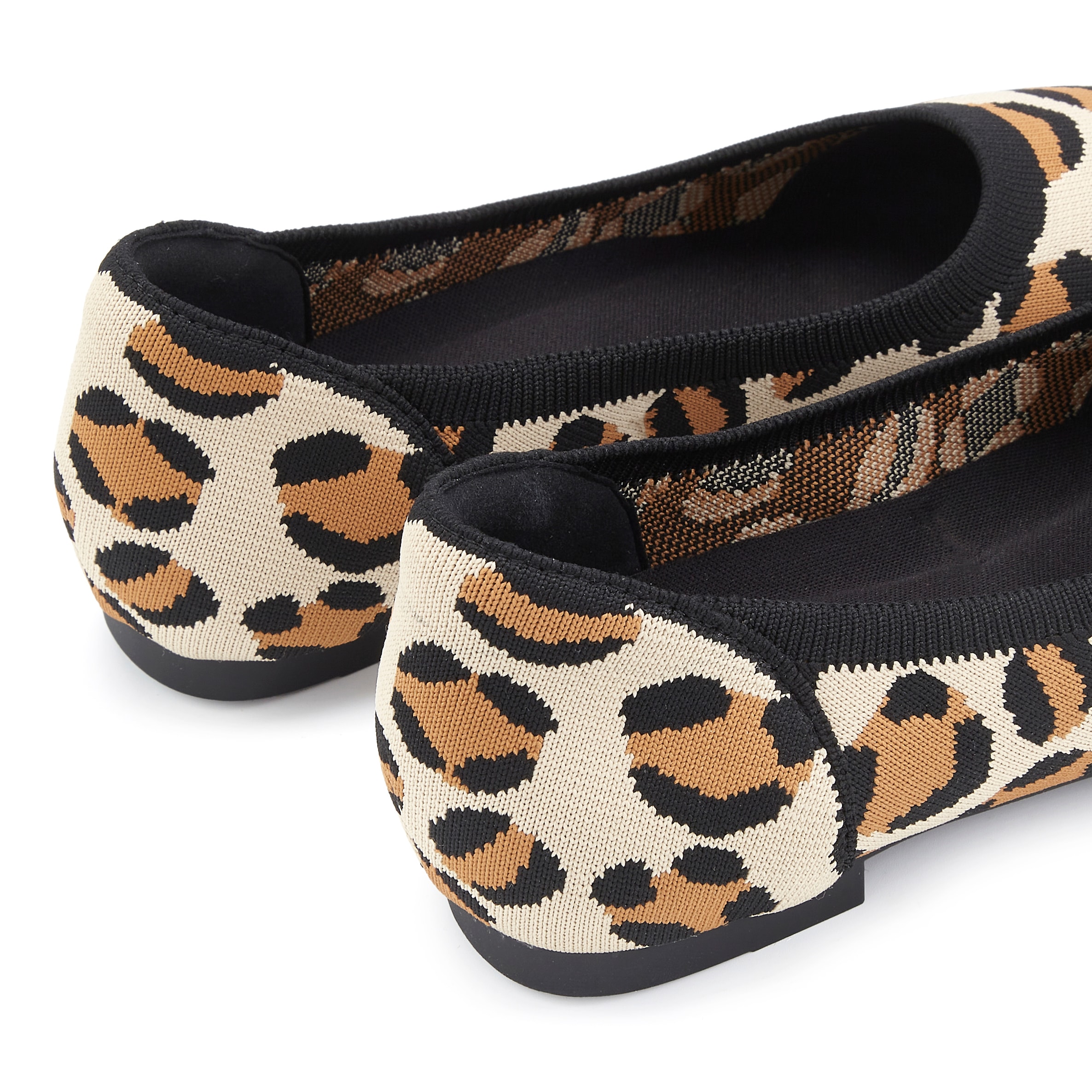 LASCANA Ballerina  mit modischem Animal-Muster