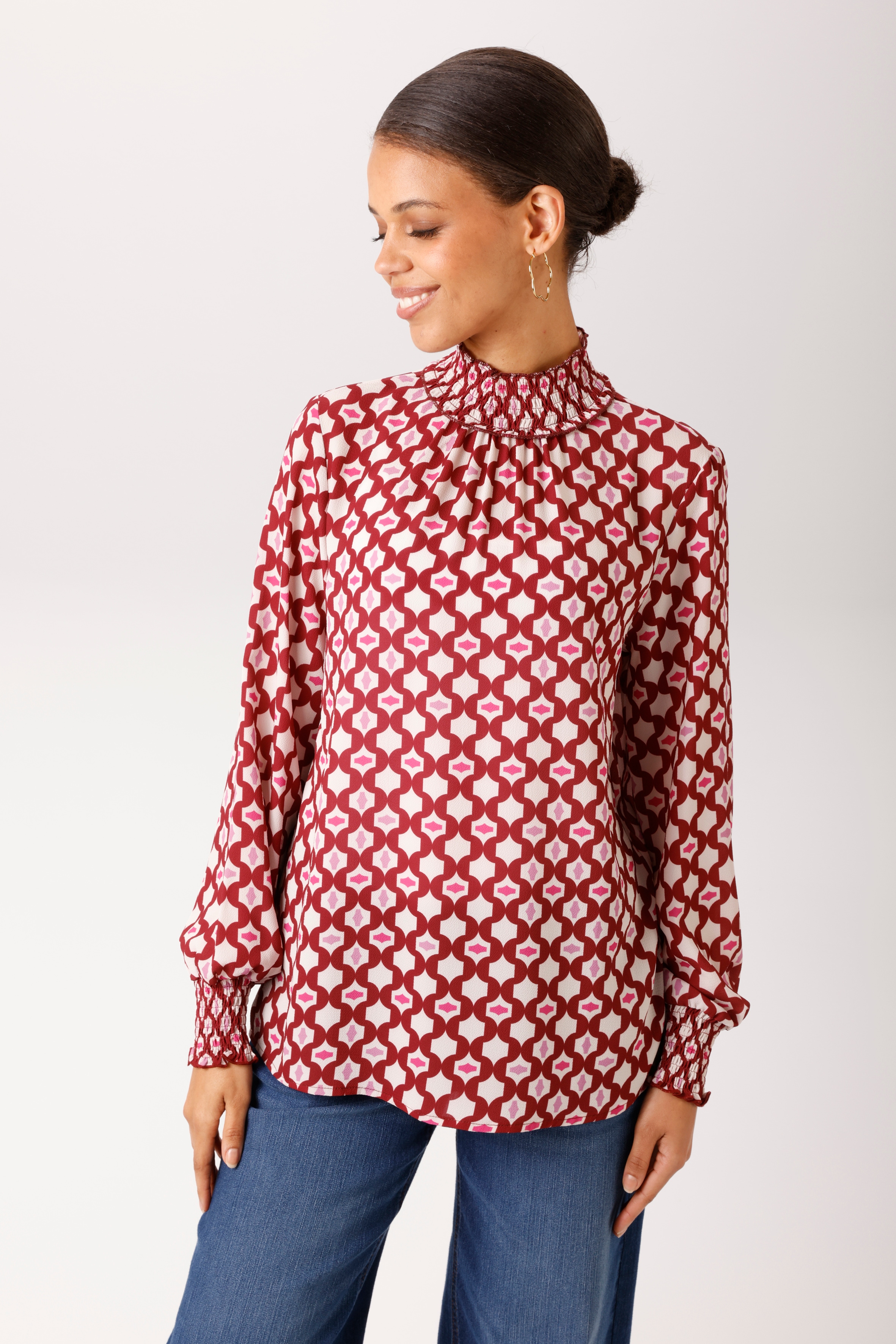 Aniston CASUAL Schlupfbluse mit trendfarbenem Retro-Druck - NEUE KOLLEKTION