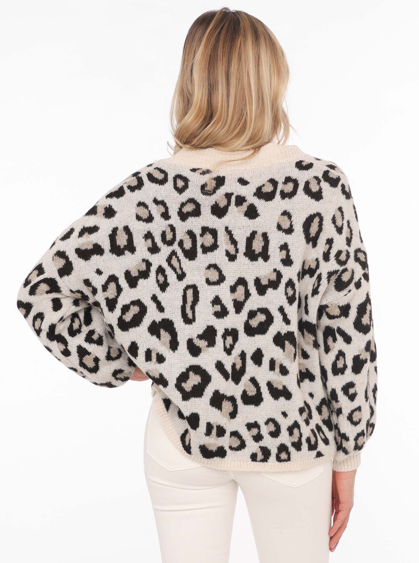 Zwillingsherz Strickjacke »"Big Leo"«, mit Knöpfen und auffallendem Leo Muster, One Size