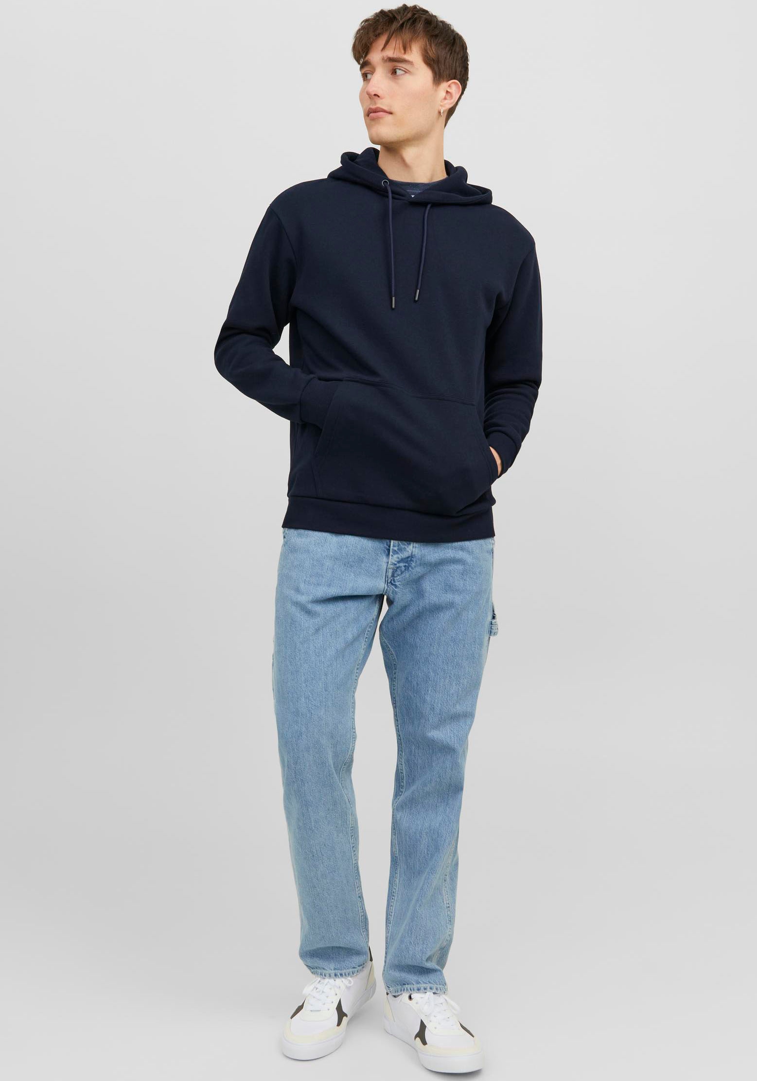 Jack & Jones Kapuzensweatshirt »JJEBRADLEY SWEAT HOOD NOOS«, mit Känguru Tasche
