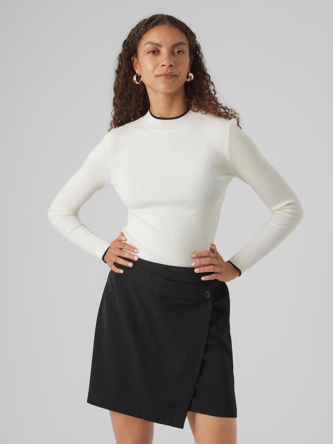 Vero Moda Megztinis apvalia iškirpte »VMFLOUNCY ...