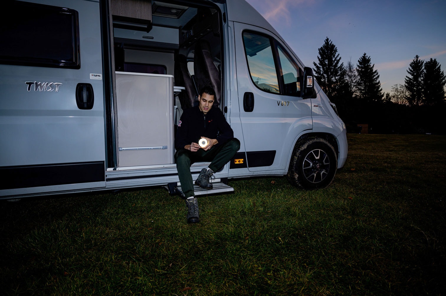 Brennenstuhl LED Solarleuchte »Akku Solar LED Outdoor OLI 400 AS 450lm IP54«