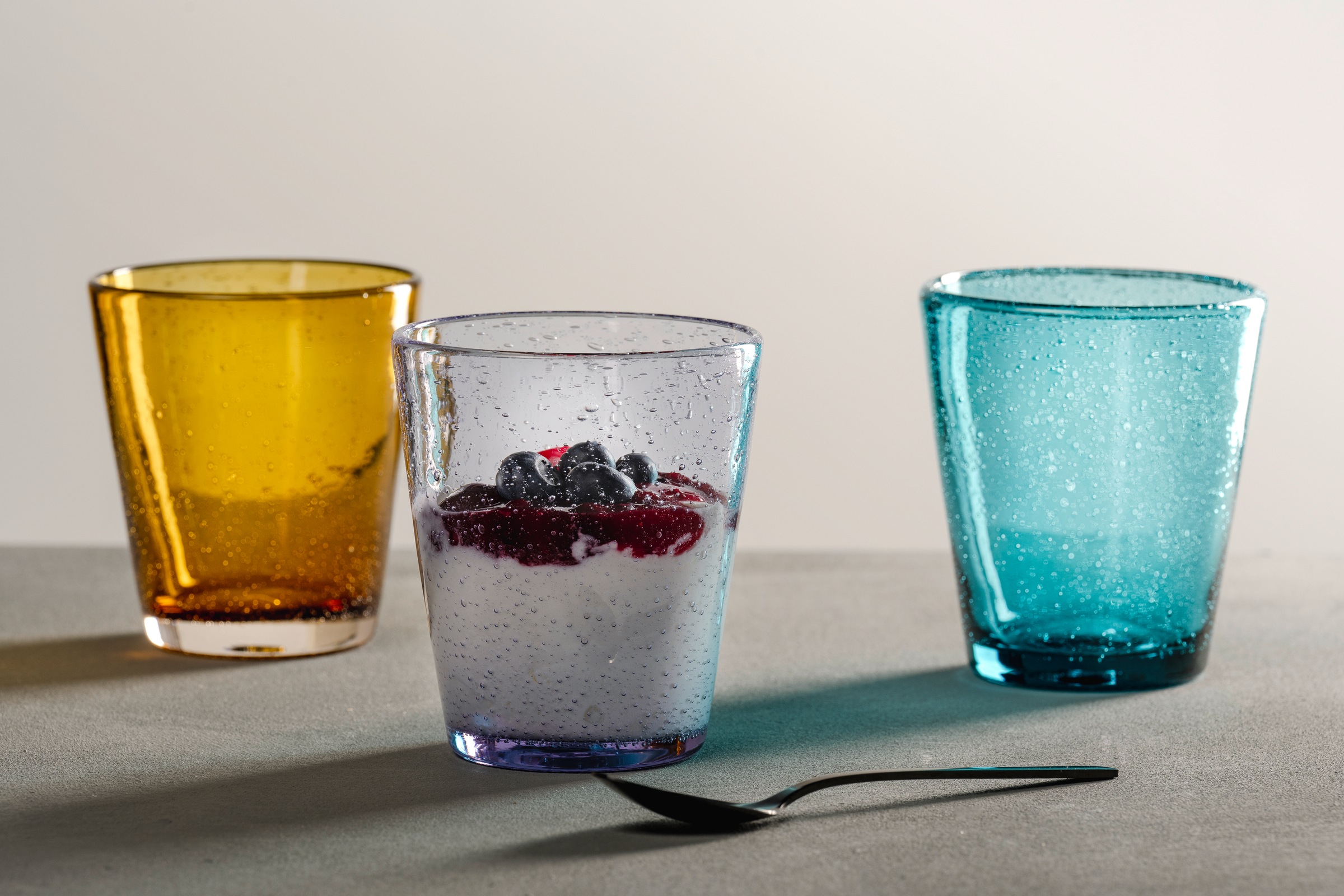LEONARDO Gläser-Set »Trinkglas BURANO, 330 ml, 4er-Set«, (Set, 4 tlg.), aus mundgeblasenem Schaumglas