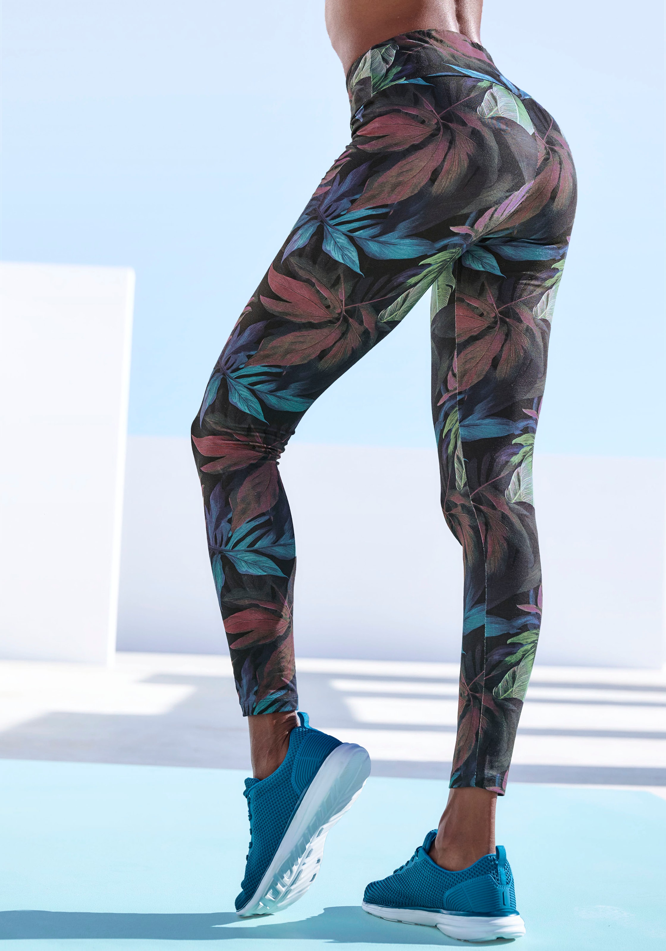 LASCANA ACTIVE Funktionsleggings, mit floralem Druck