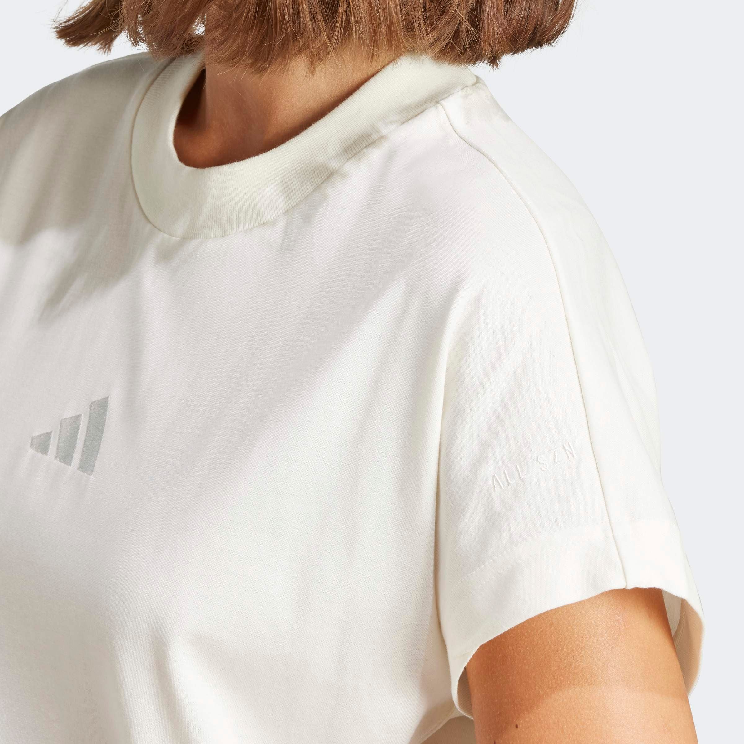 adidas Sportswear T-Shirt »W ALL SZN TEE« bequeme Passform, sportlicher Stil, aufgesticktes Logo
