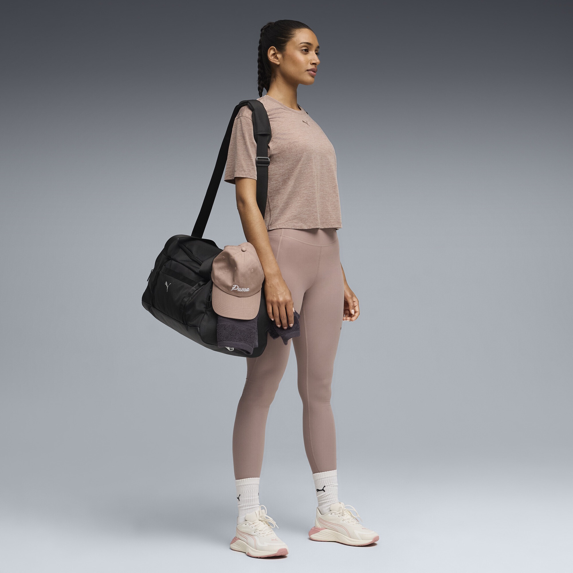 PUMA Trainingsshirt »CLOUDSPUN Relaxed T-Shirt Damen«