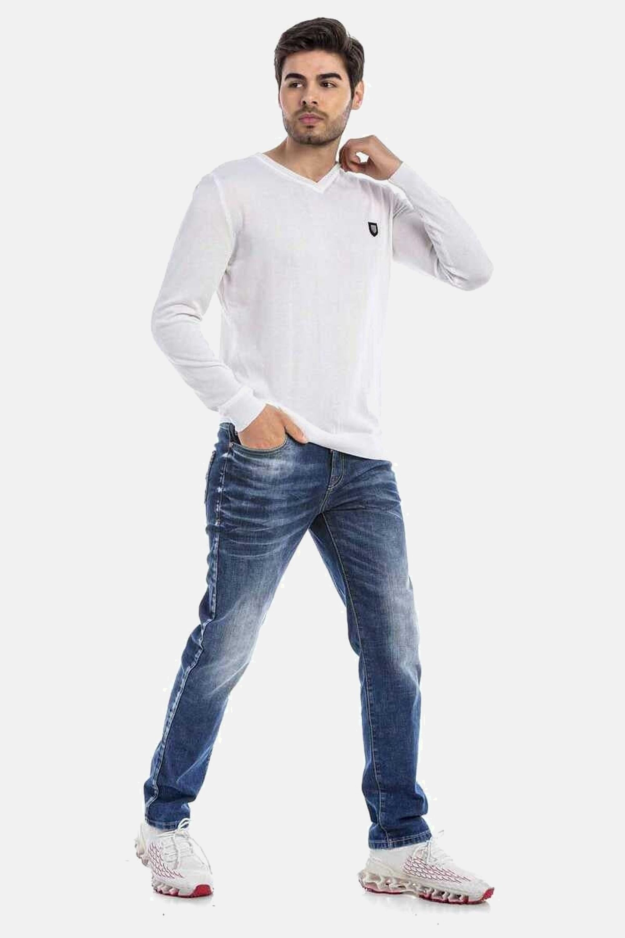 V-Ausschnitt-Pullover CIPO & BAXX "Pullover", Herren, Gr. XL, weiß, 65% Polyester, 35% Viskose, unifarben, regular fit, V-Ausschnitt, Rippbündchen, Pullover, mit V-Ausschnitt, CP242 3