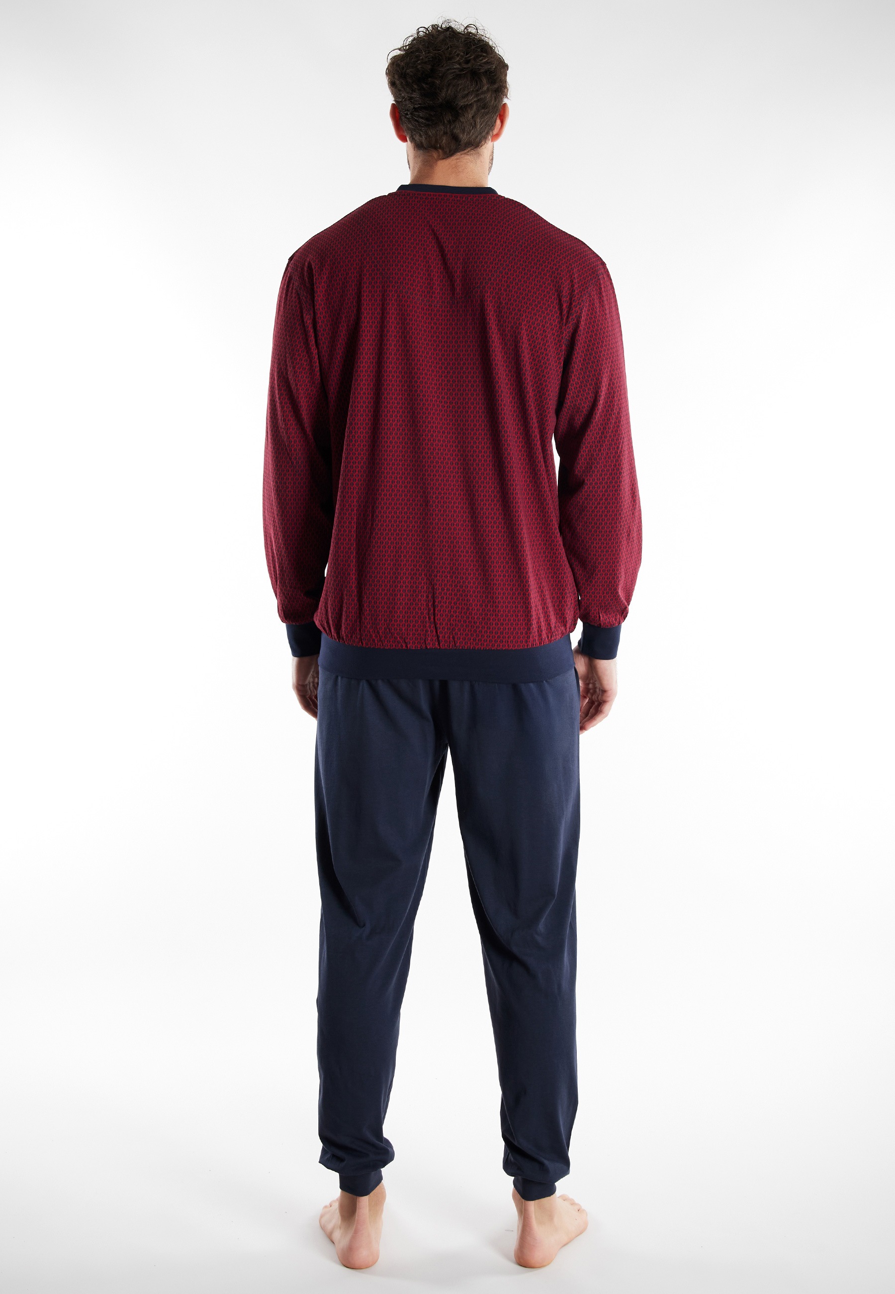 Thumbnail - GÖTZBURG Schlafanzug "Kos" 2 tlg. mit V-Ausschnitt, lange Ärmel und Brusttasche