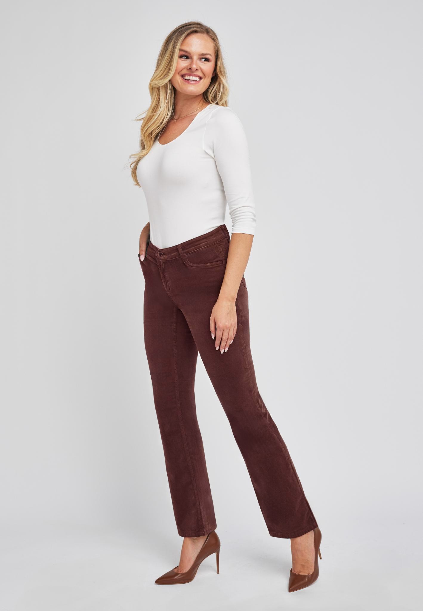 wonderjeans Bootcut-Jeans, Figurbetonte Form mit leicht ausgestelltem Bein günstig online kaufen