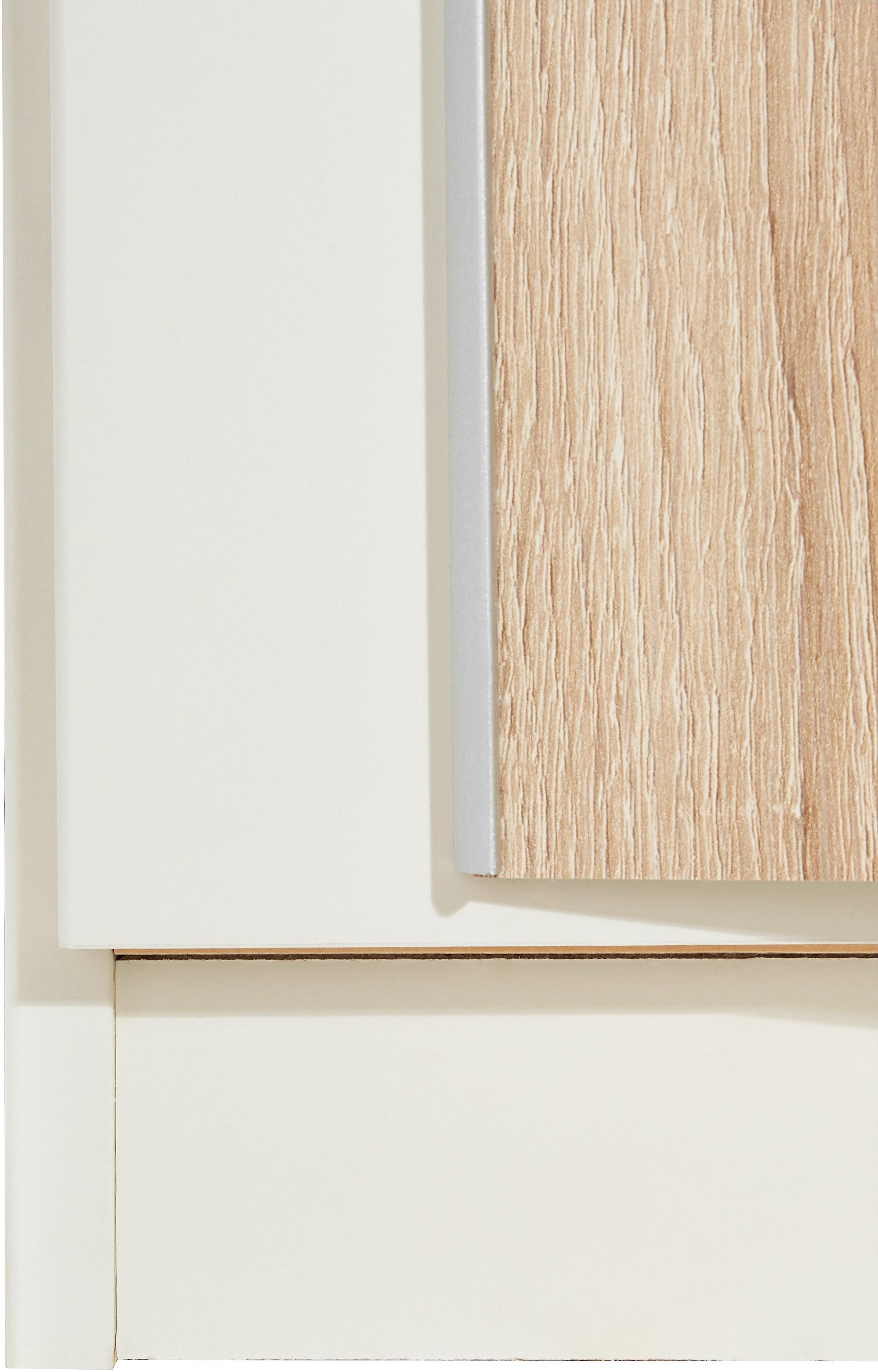 Thumbnail - priess Kleiderschrank mit gerundeten Elementen auf den Außentüren