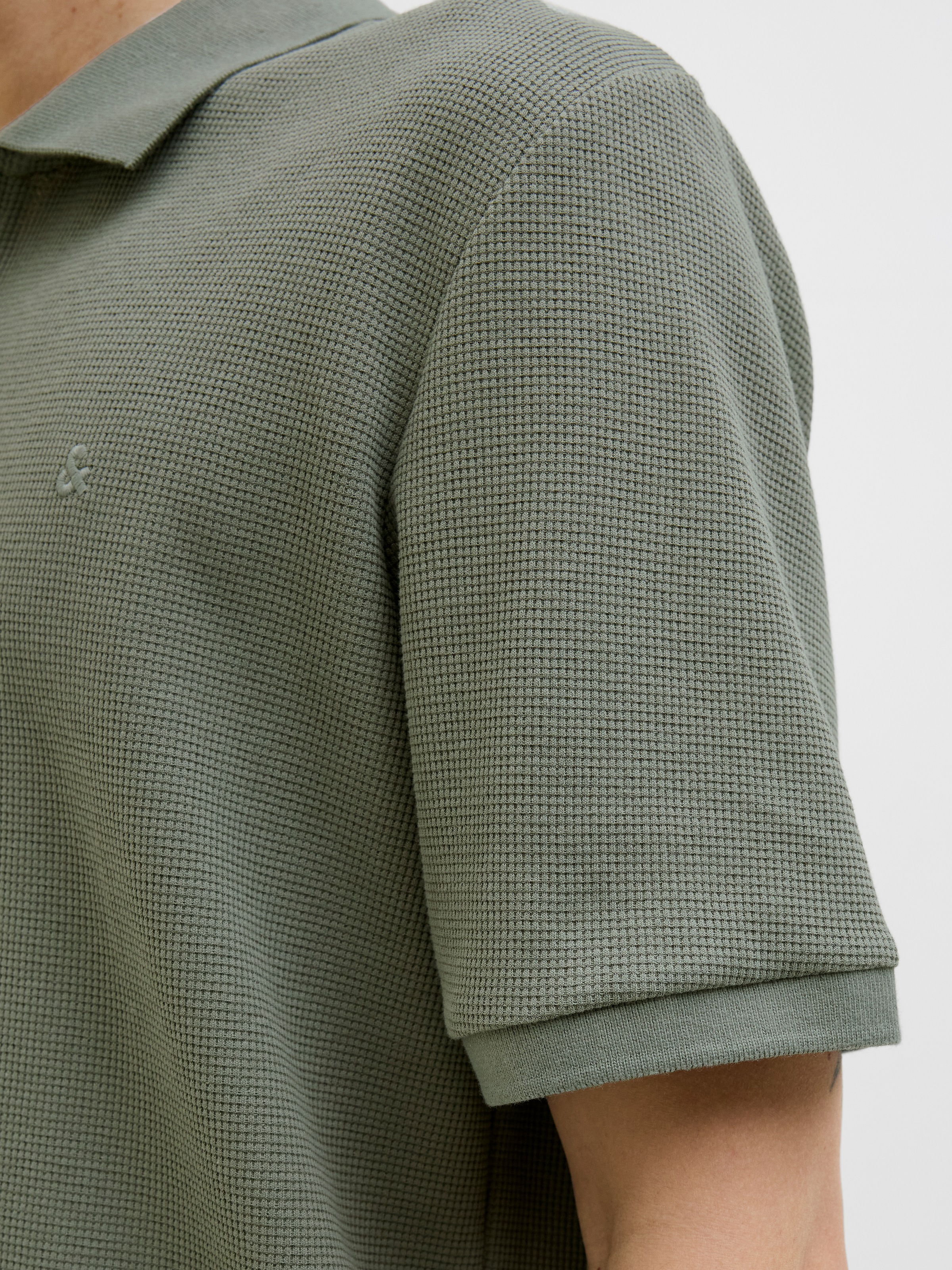 Thumbnail - Jack & Jones Poloshirt "JJEAUSTIN ZIP POLO SS NOOS" mit Polokragen