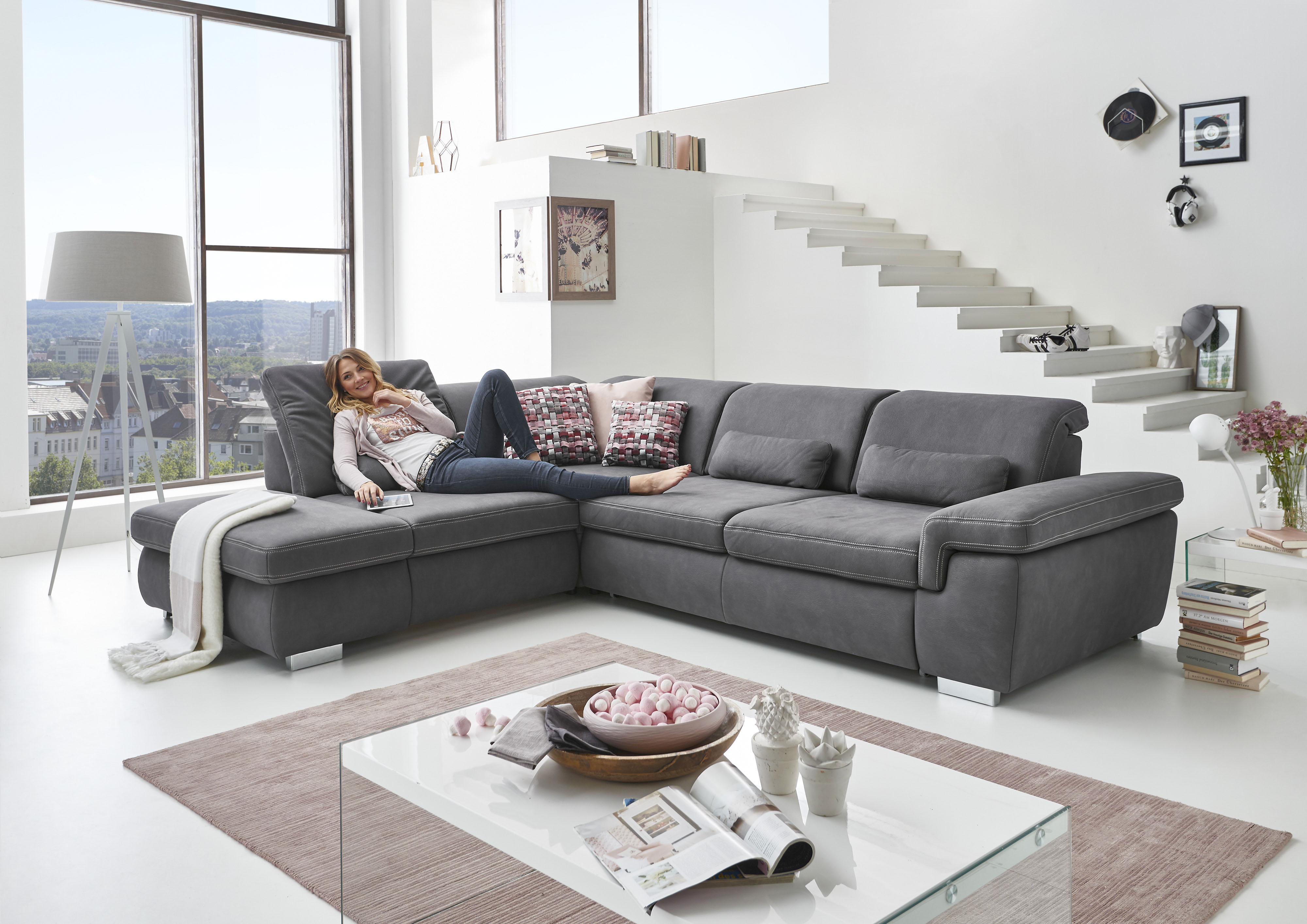 Die PlanBar Ecksofa "MP-IN17041 L-Form, Breite 320 cm" Sitztiefenverstellung, optional Kopfteilverstellung & Schlaffunktion
