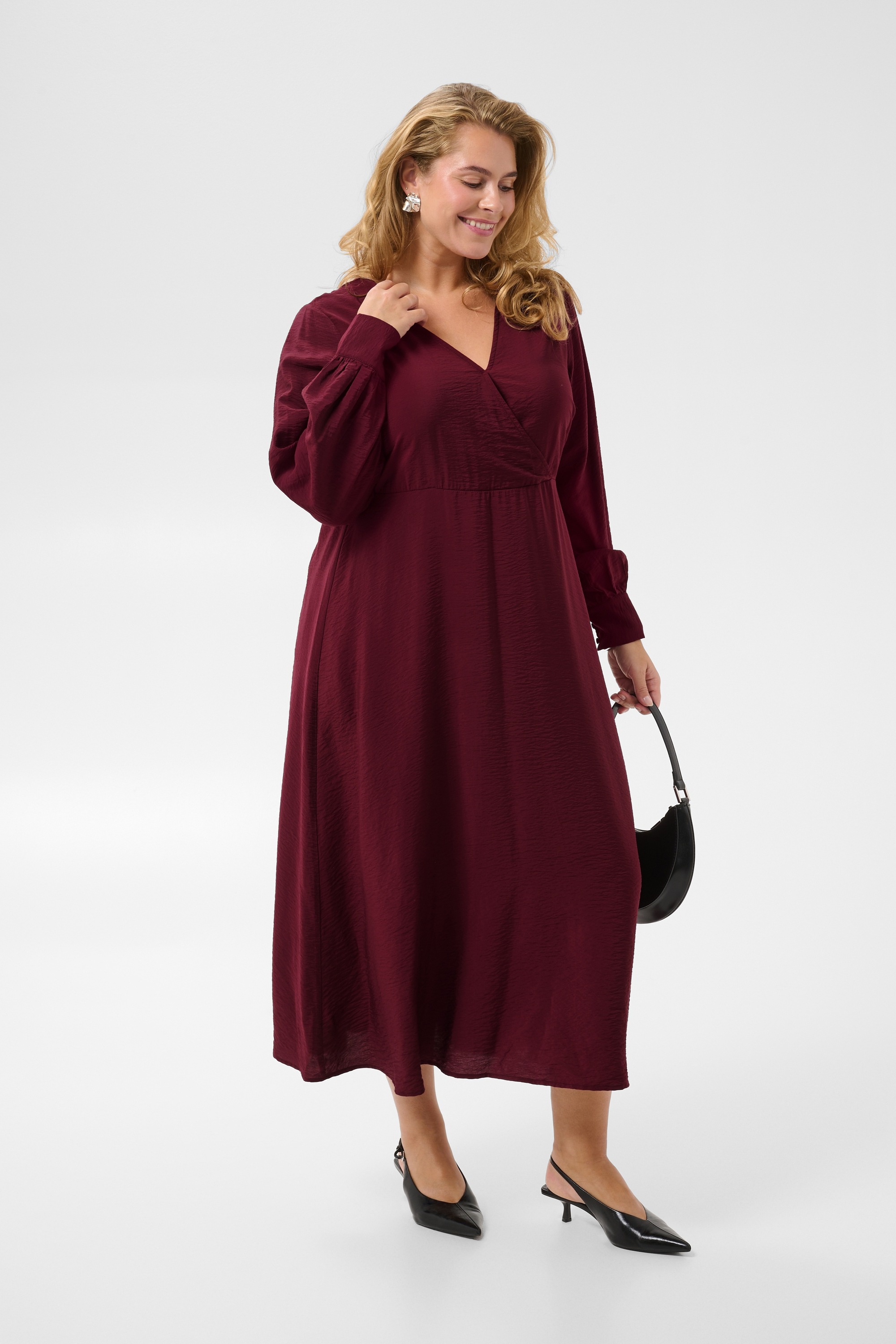 KAFFE Curve Midikleid »KAFFE Curve Kleid KCneela«