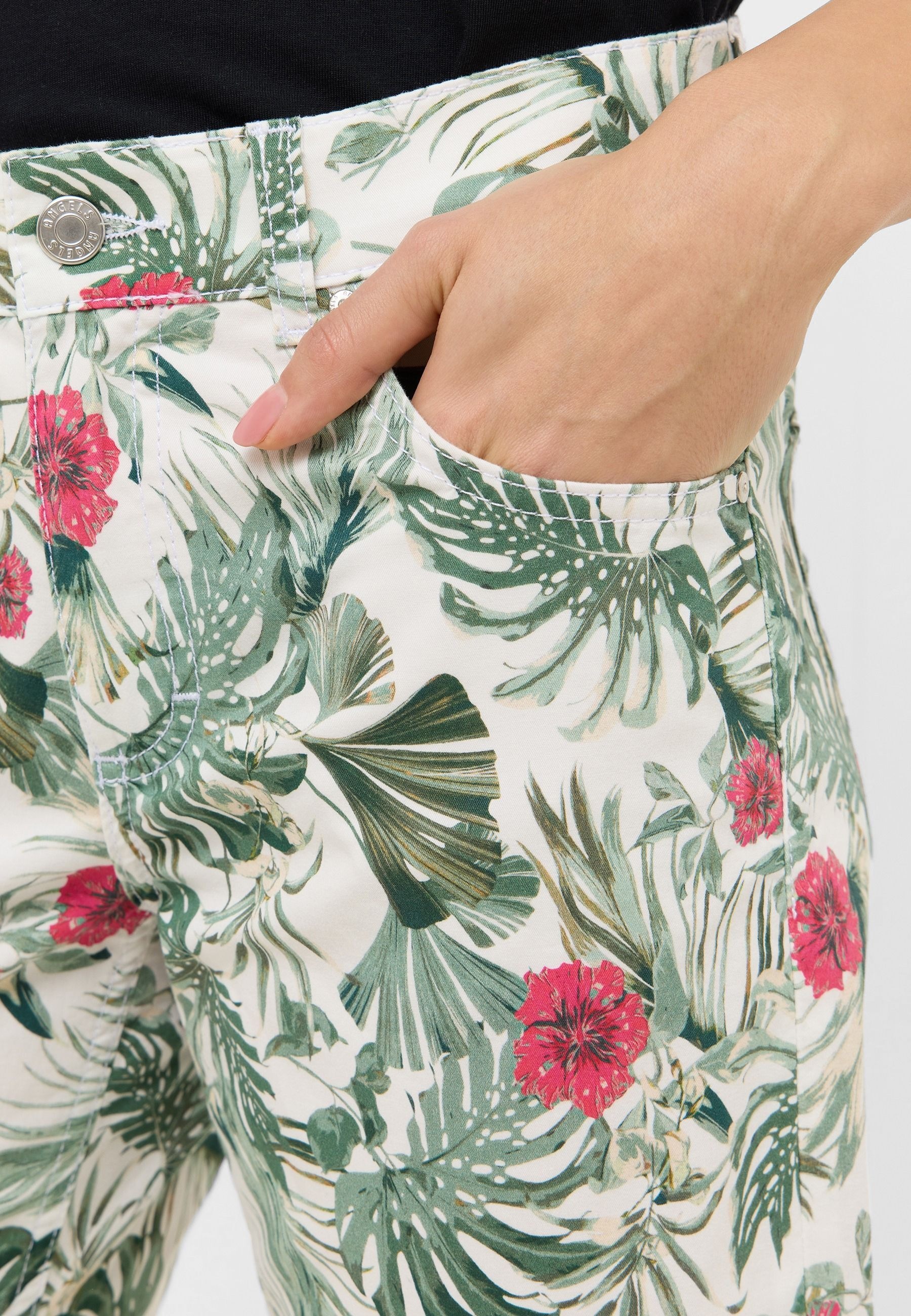 AENGELS Shorts »AENGELS Bermuda«