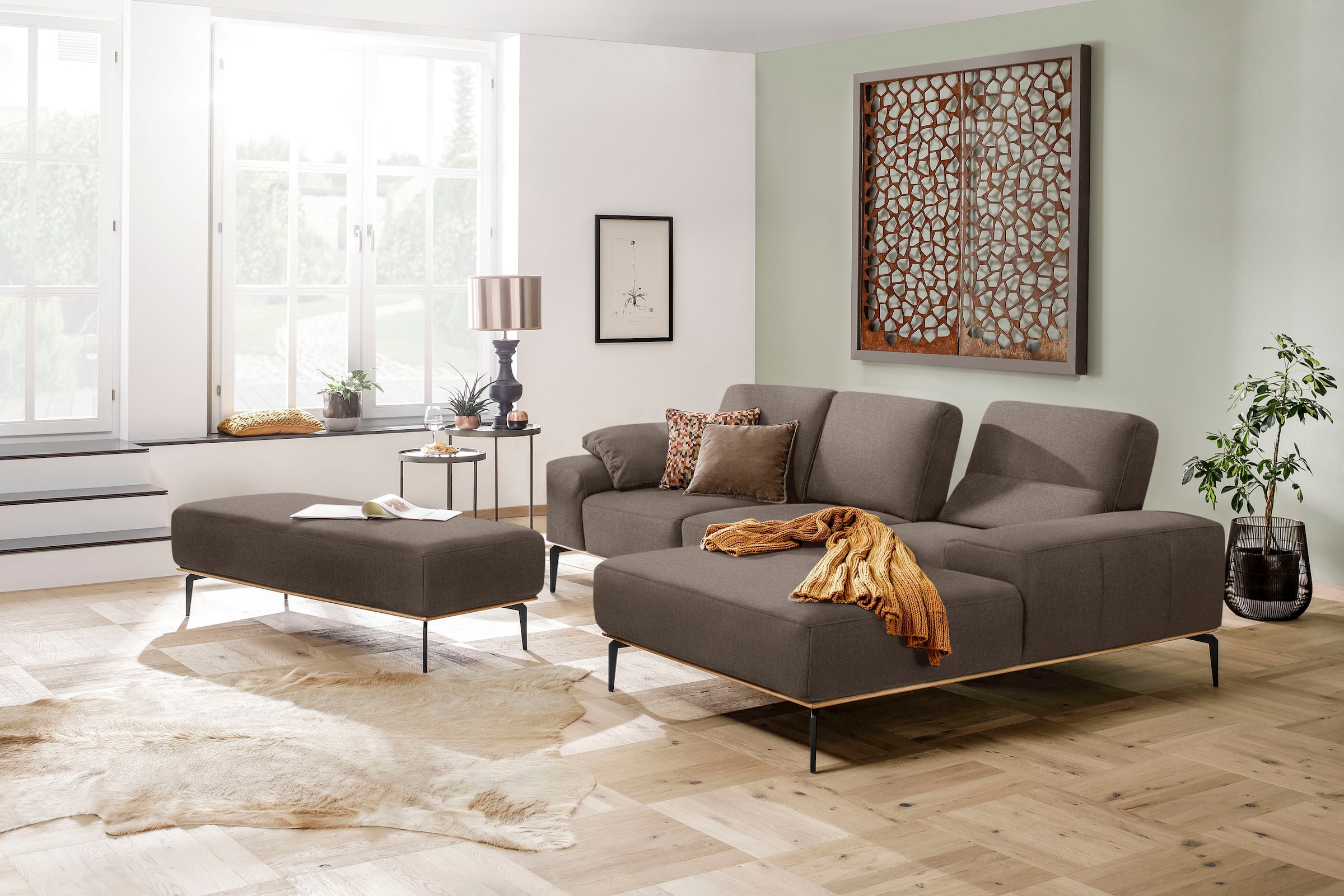 W.SCHILLIG Ecksofa »run, Designsofa mit tollem Sitzkomfort, bequem, L-Form«, mit Holzsockel, Füße in Schwarz pulverbeschichtet, Breite 279 cm