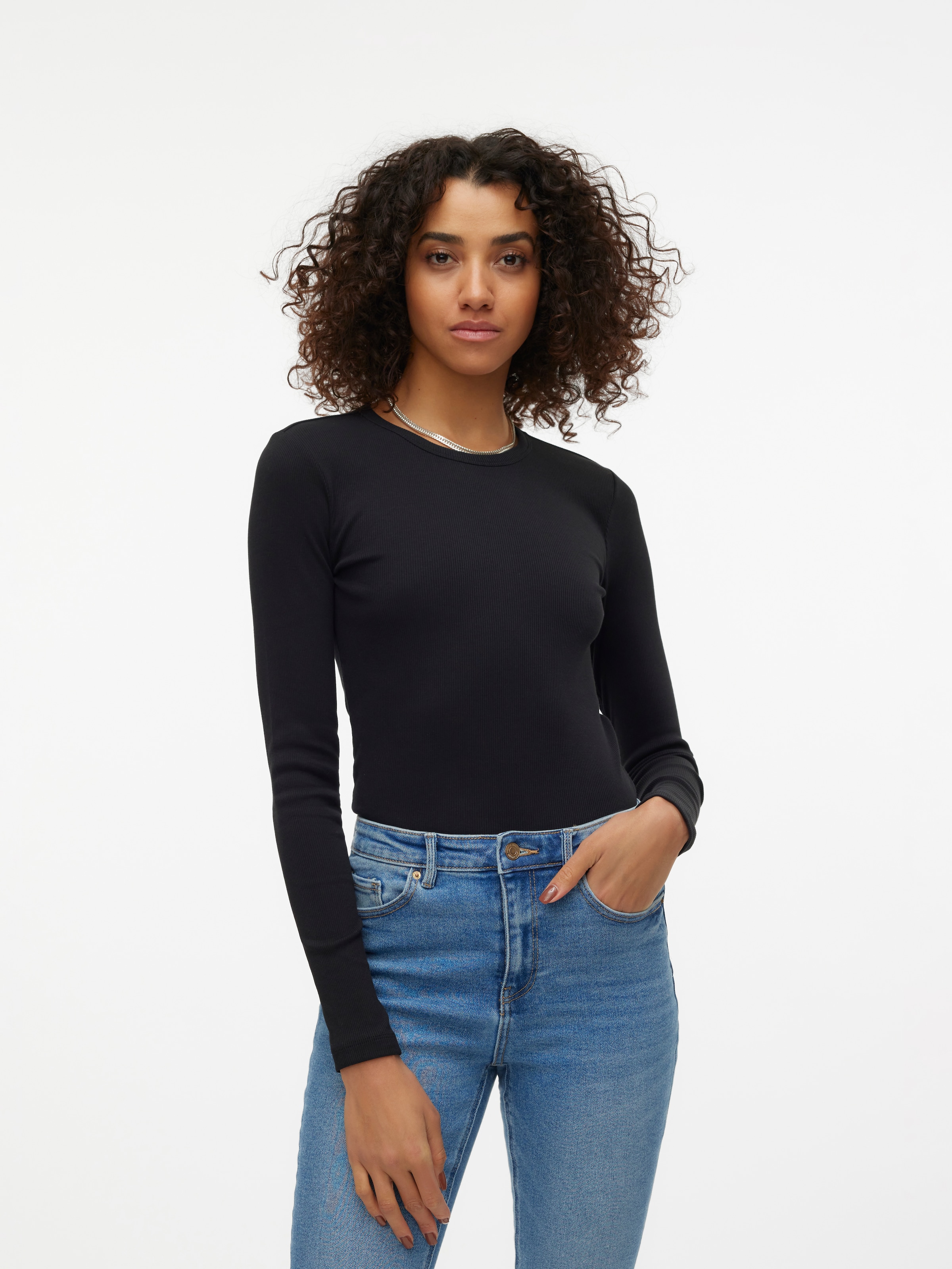 Vero Moda Langarmshirt "VMCHLOE LS SHORT TOP JRS NOOS" Baumwollmischung, slim fit