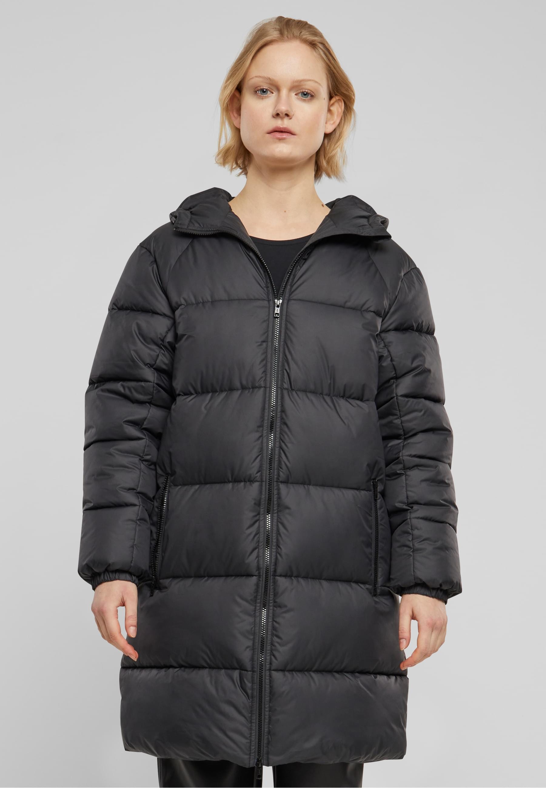 URBAN CLASSICS Winterjacke »Urban Classics Ladies Long Puffer Coat«, (1 St.), mit Kapuze