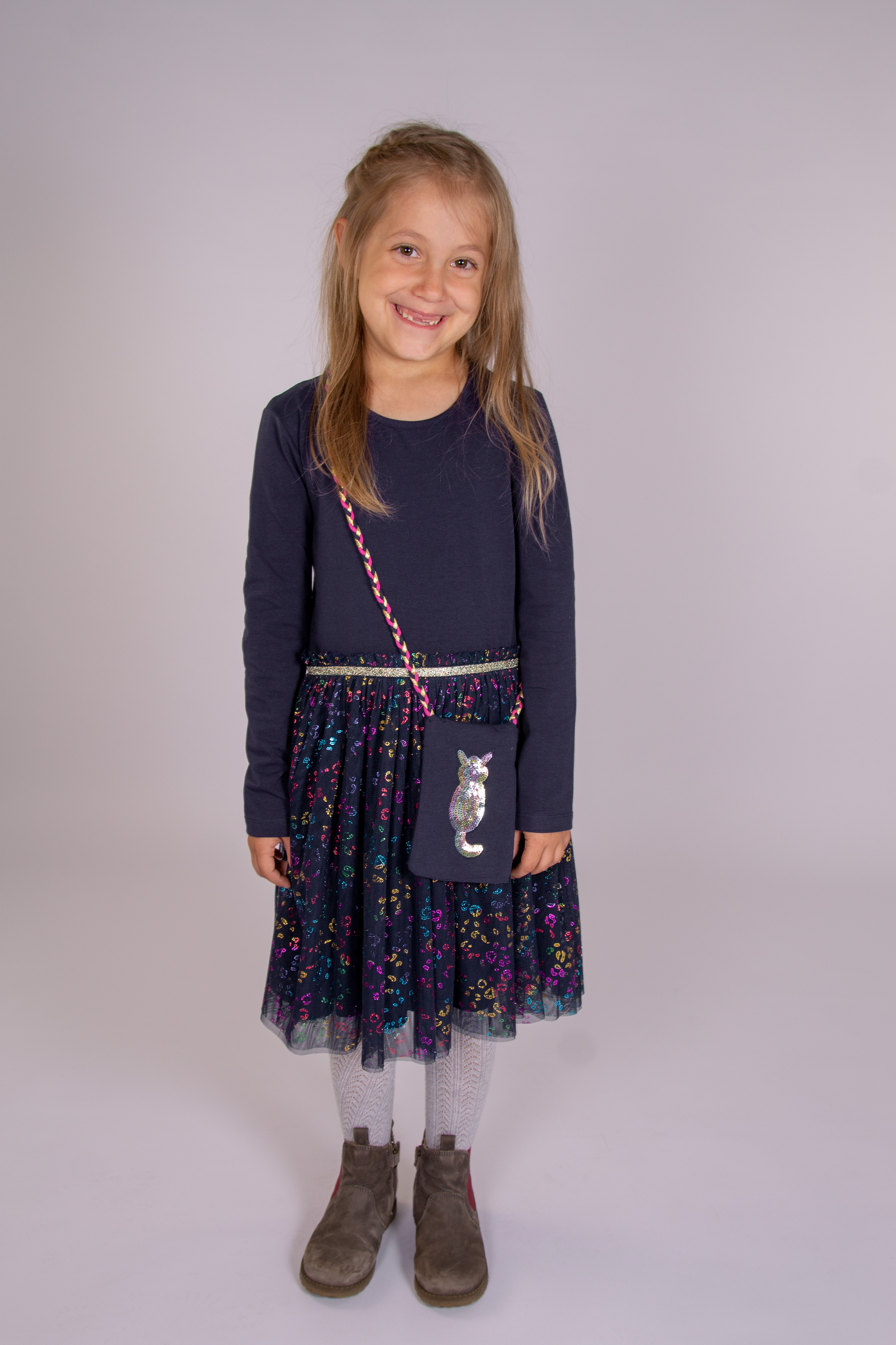 HAPPY GIRLS Mädchen Midikleid, blau, Gr. 122, bedruckt, unifarben, Sweatware;Mesh, Obermaterial: 95% Baumwolle, 5% Elasthan. Futter: 100% Baumwolle.