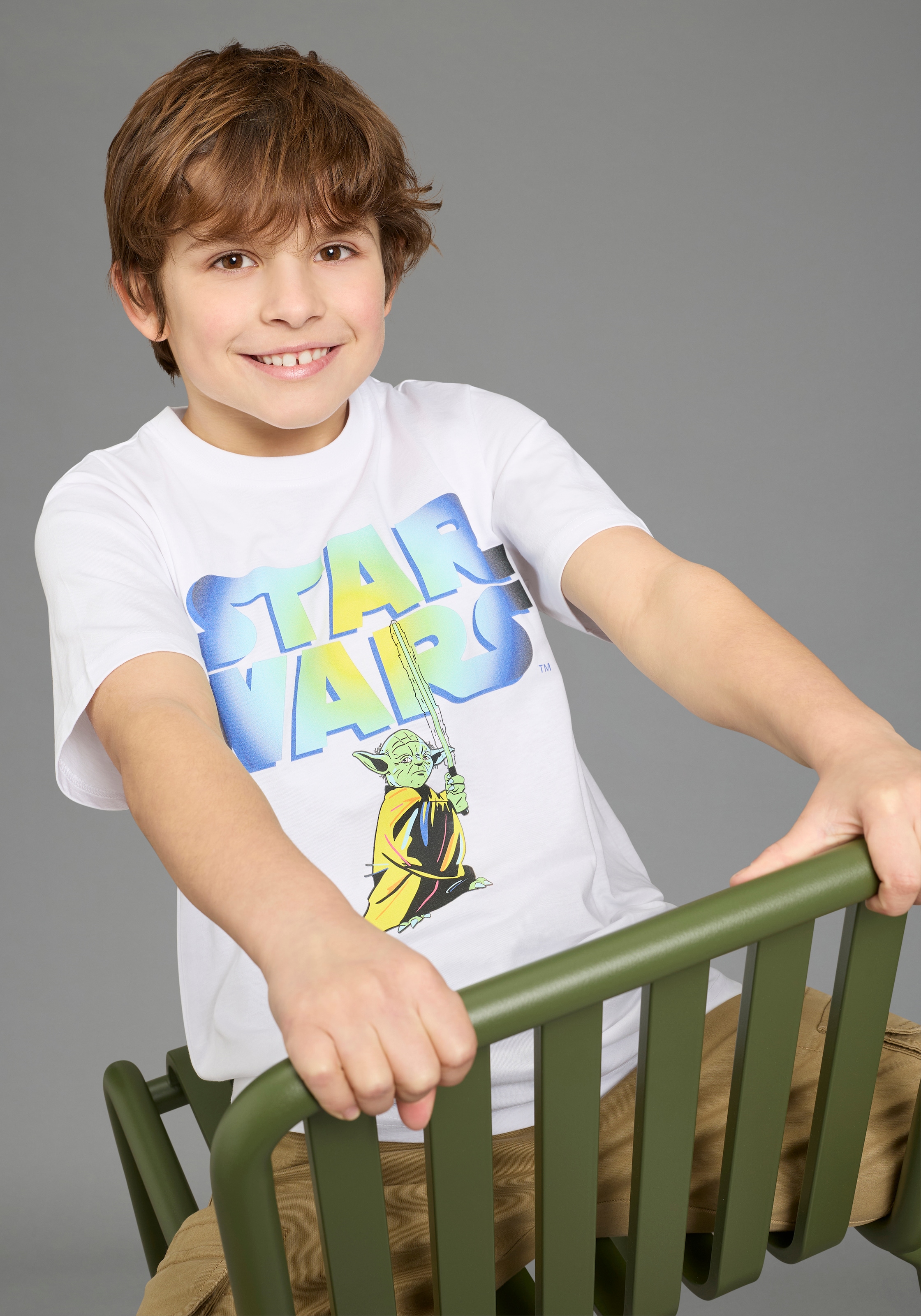 KIDSWORLD T-Shirt »STAR WARS: YODA - Disney Shirt« YODA Shirt, modischer Stil, Kurzarm, Basic Passform, aus Baumwolle