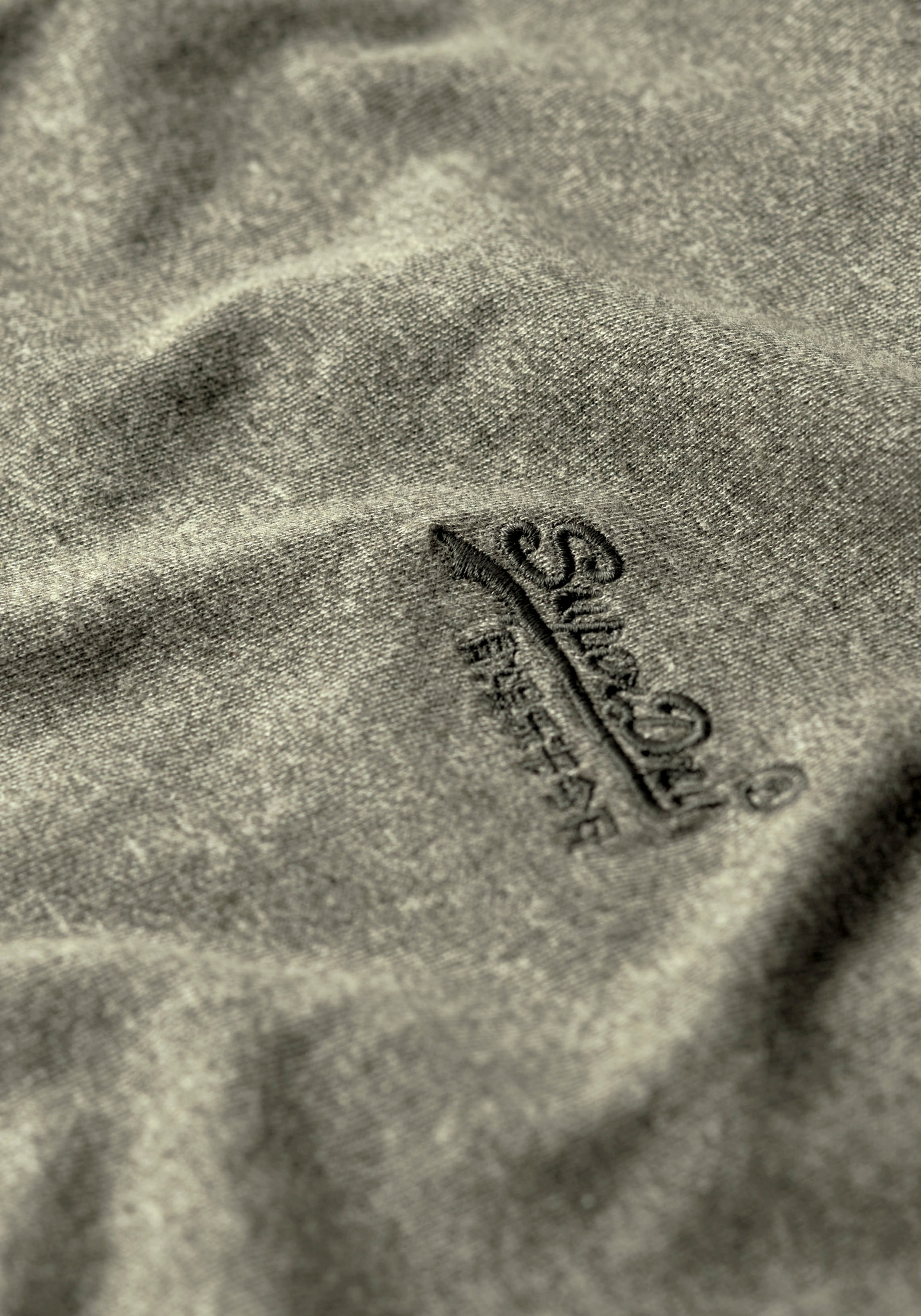 Superdry Rundhalsshirt »ESSENTIAL LOGO EMB TEE«