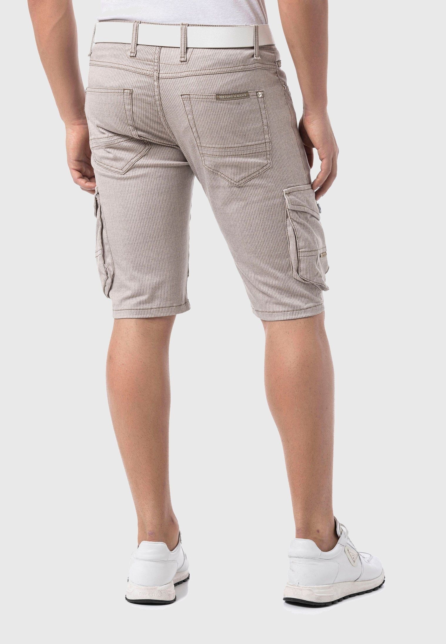 Cipo & Baxx Stoffhose »Hosen«, im Streifen-Look