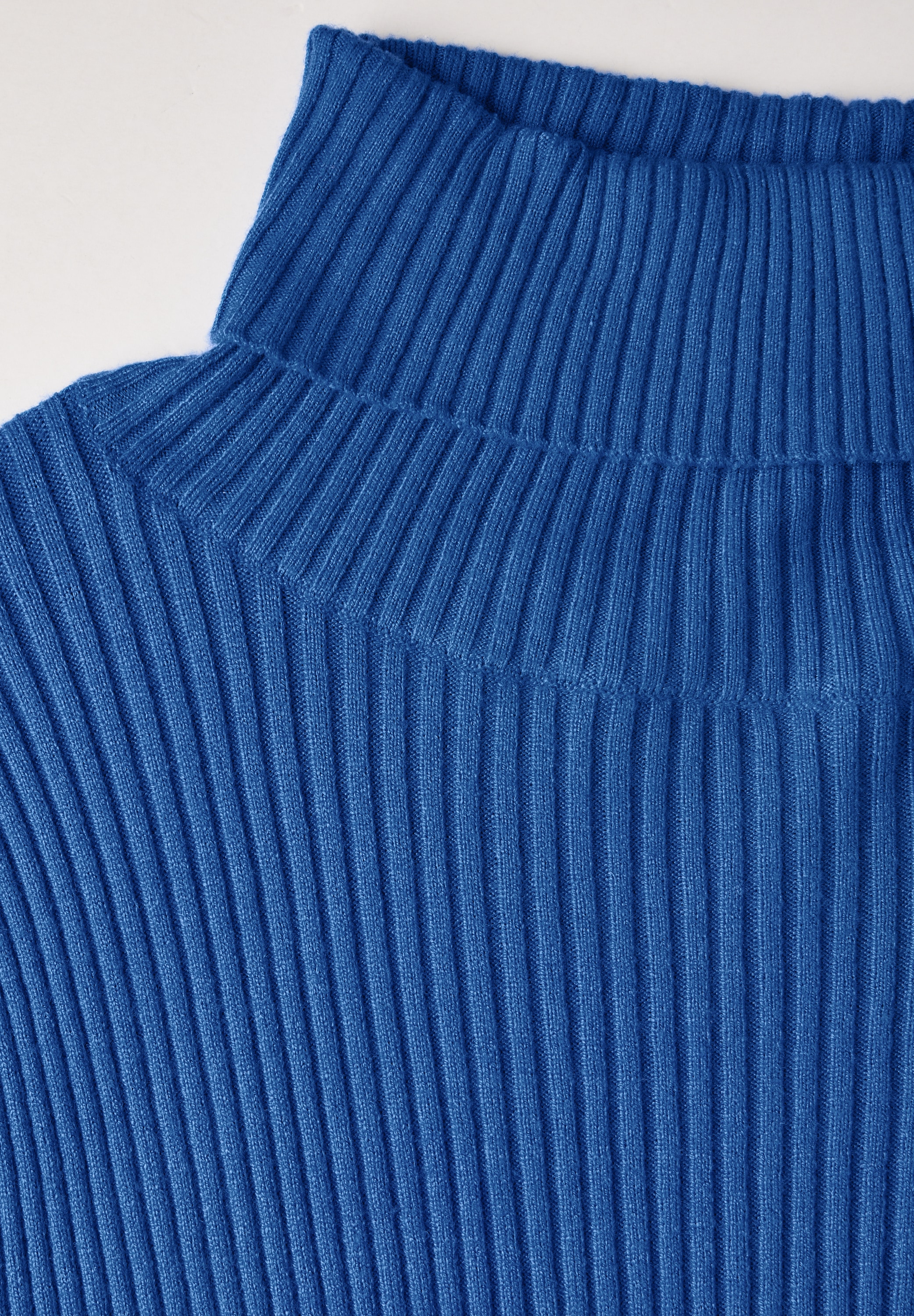 STREET ONE Rollkragenpullover, mit Rippstrick-Struktur